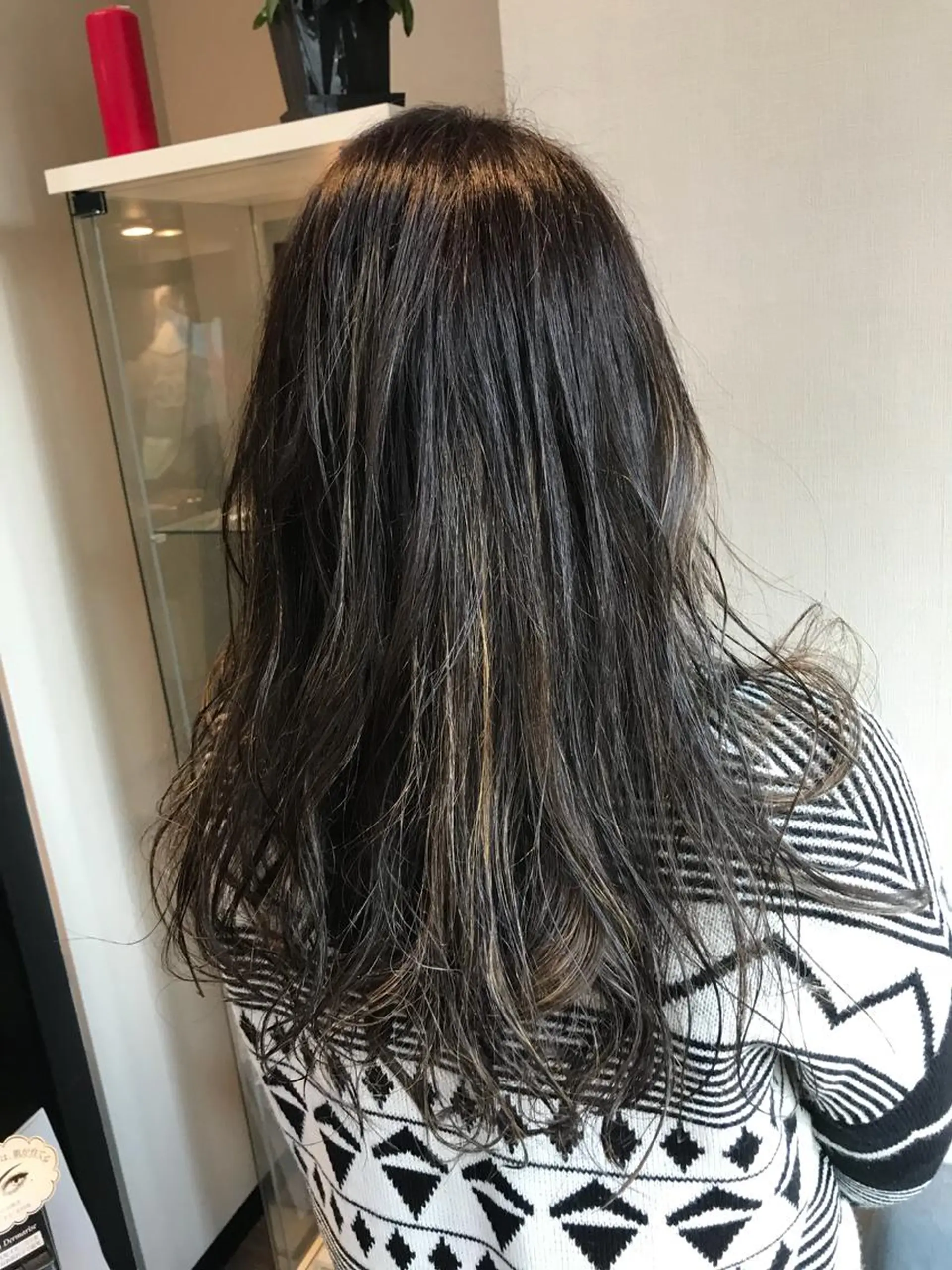ロング カラー グレージュ ハイライトカラー ハイライト 立川、北口.ans 黒木 和大のヘアスタイル