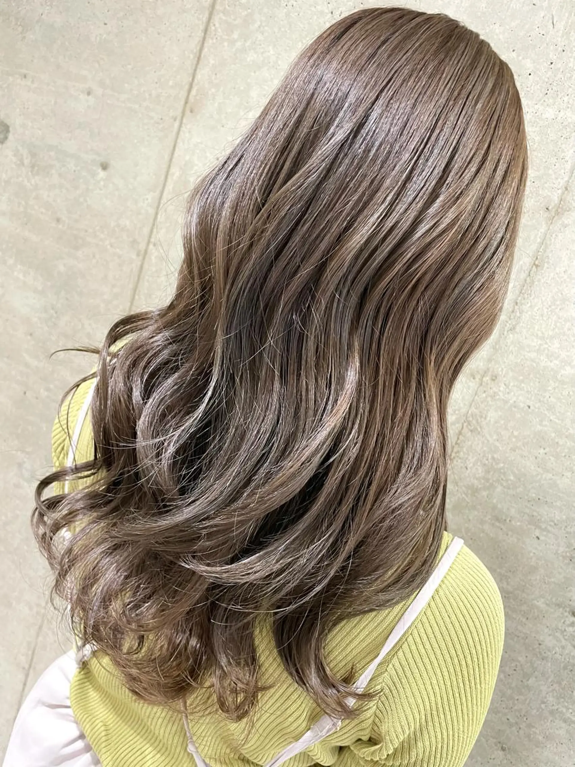 セミロング カラー カット ヘアカラー トリートメント ハイライトが 得意なニキです😊のヘアスタイル