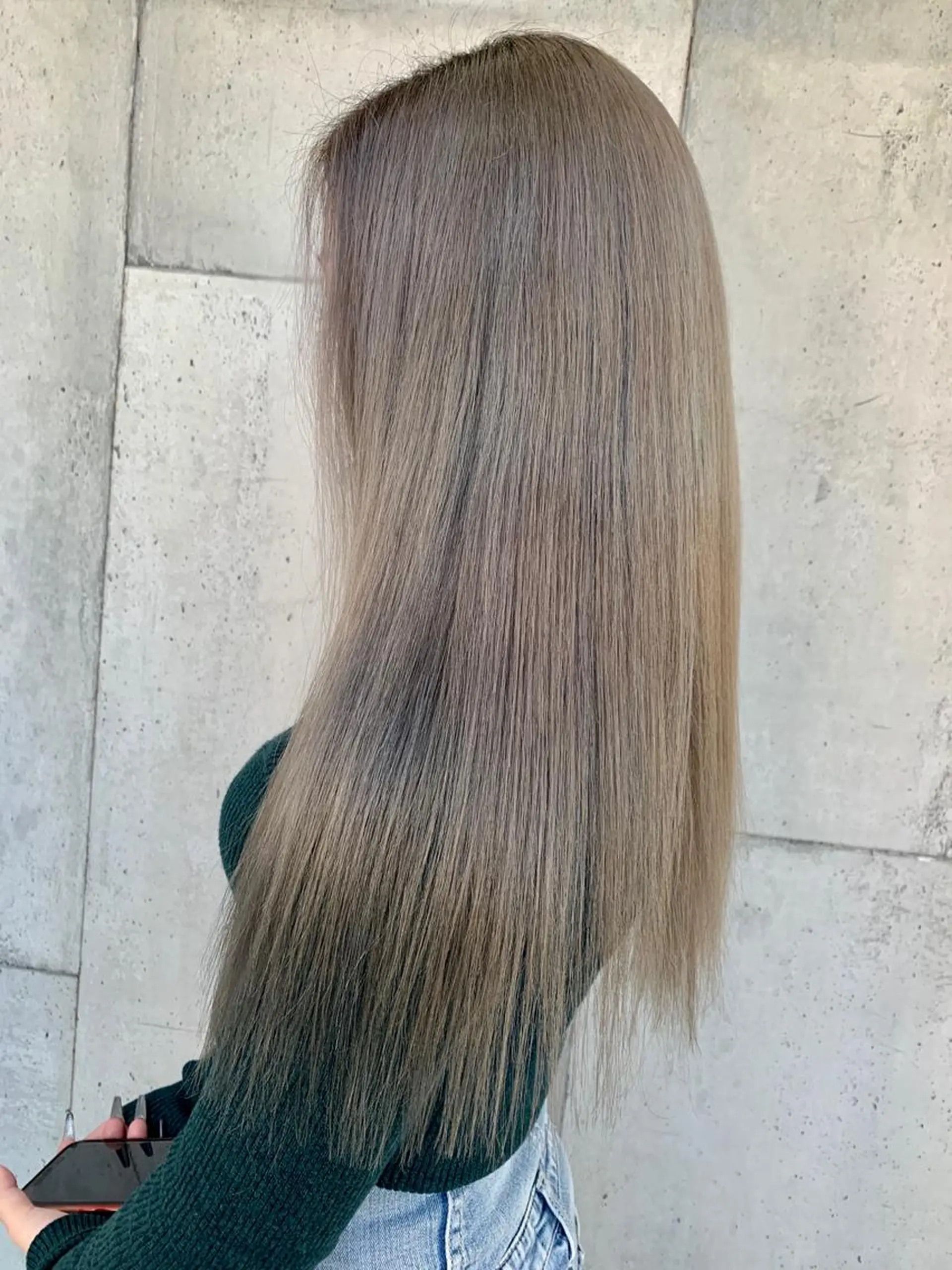 ロング 大内 志穂のヘアスタイル