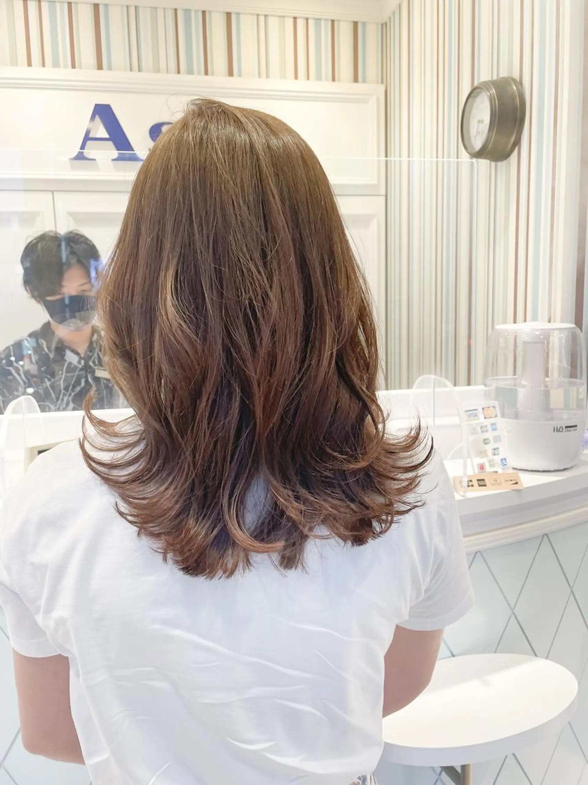 セミロング 💗ブリーチなし 垢抜け💗徳井はやとのヘアスタイル