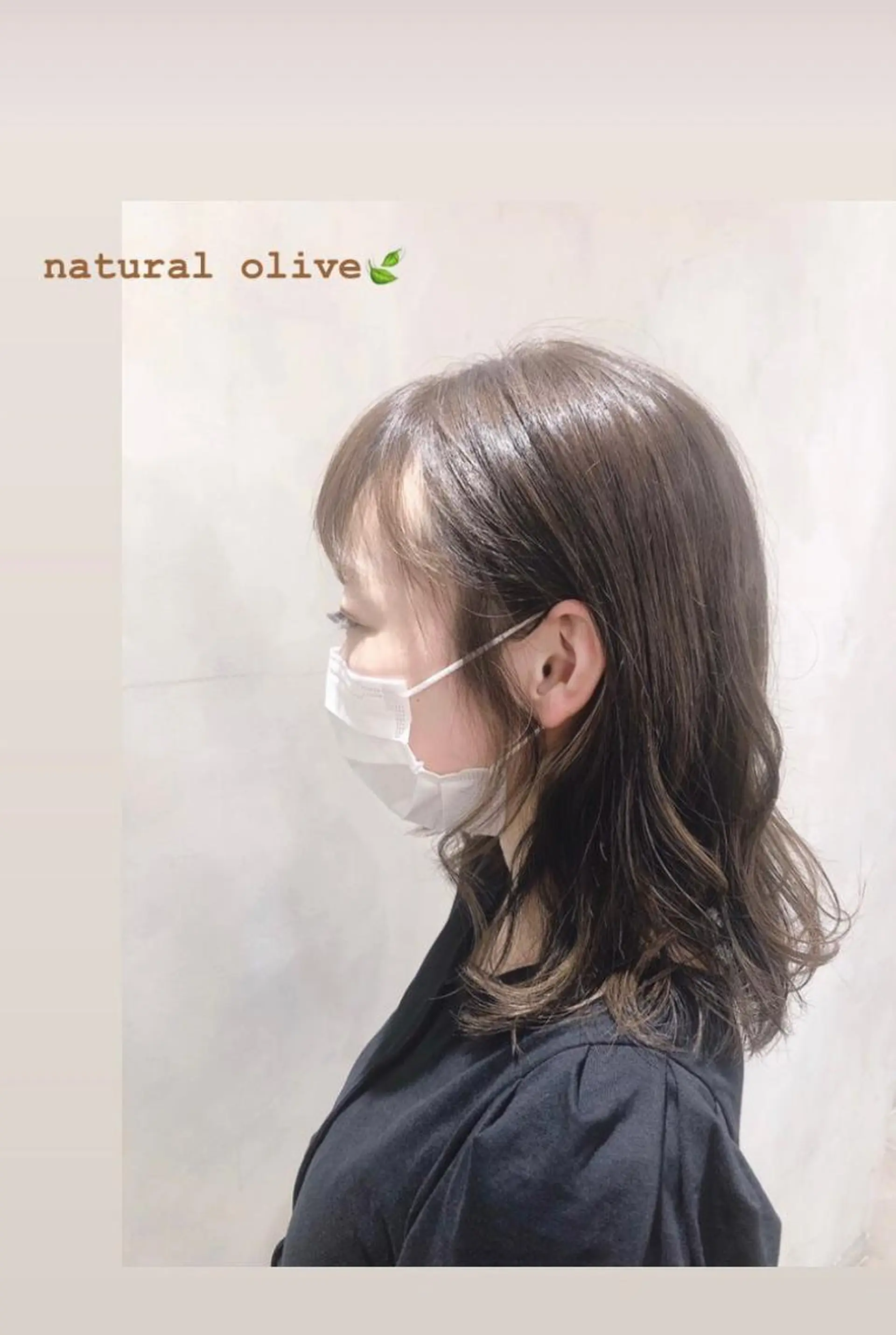 セミロング カラー ベージュカラー ブリーチ ブリーチなしカラー アベ ナツミのヘアスタイル