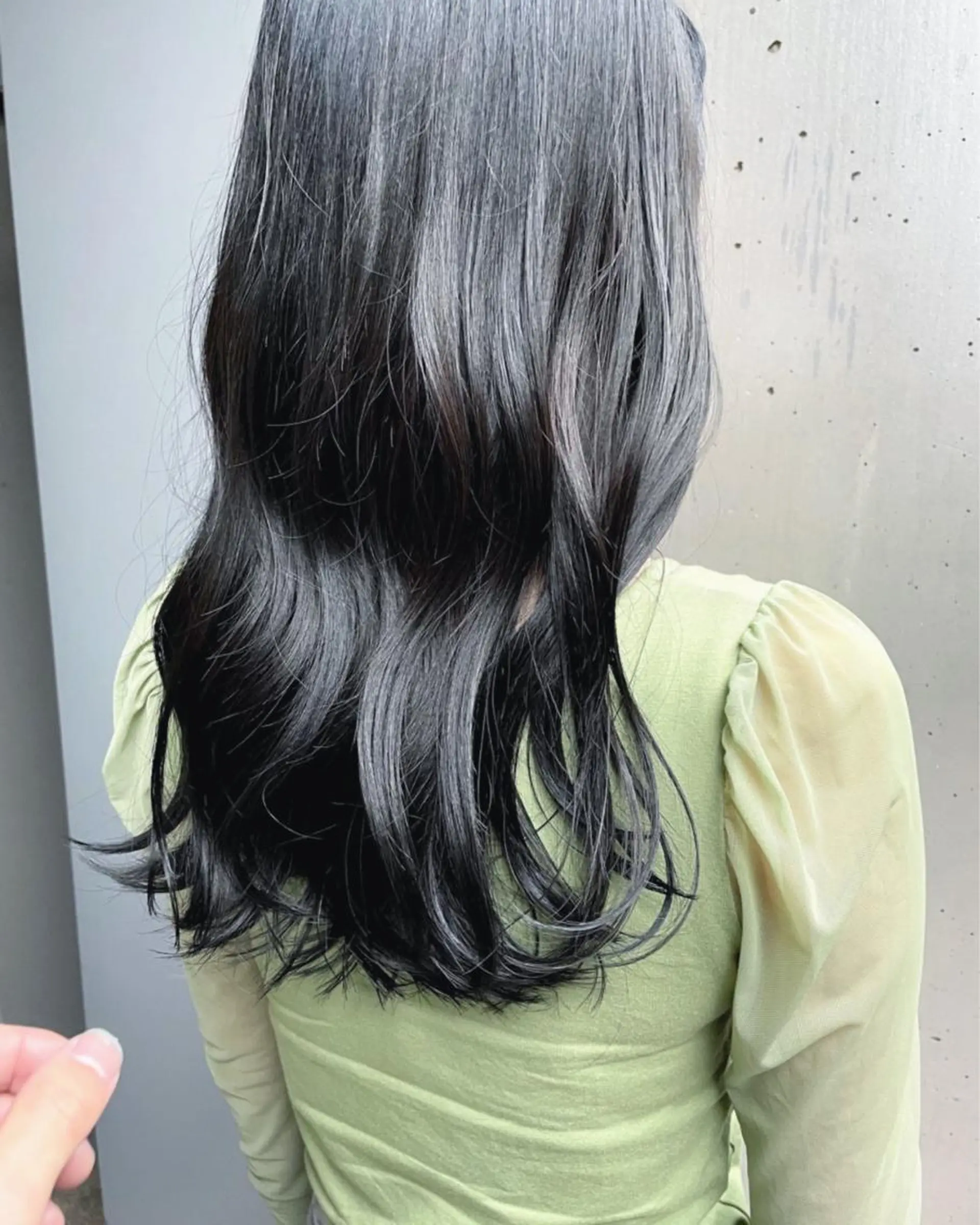 ロング カラー 透明感カラー グレージュ 学生 大人上品な ハイライト🪄イワヤのヘアスタイル