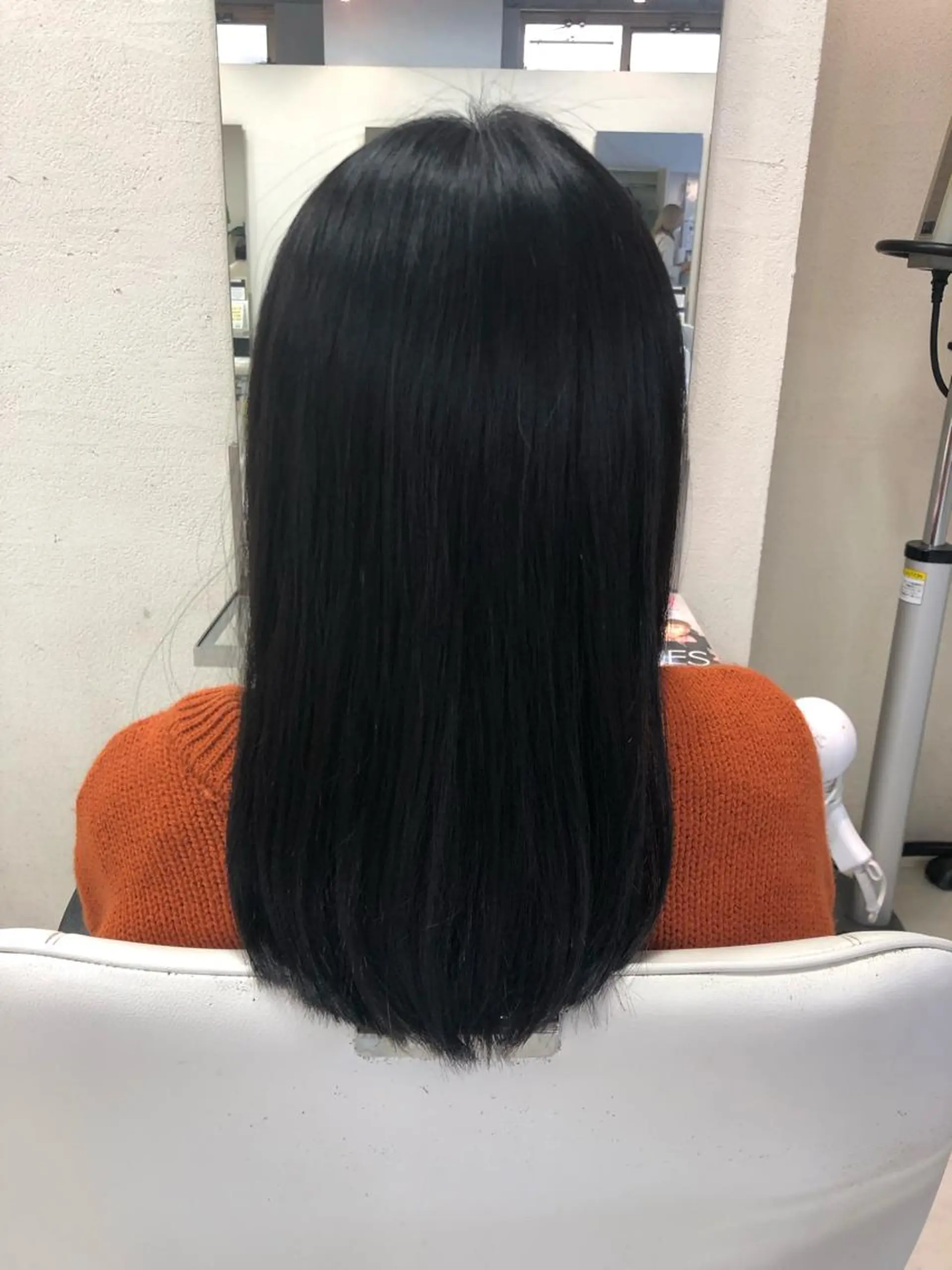 ミディアム カット ヘアカラー トリートメント 阿部 美咲のヘアスタイル