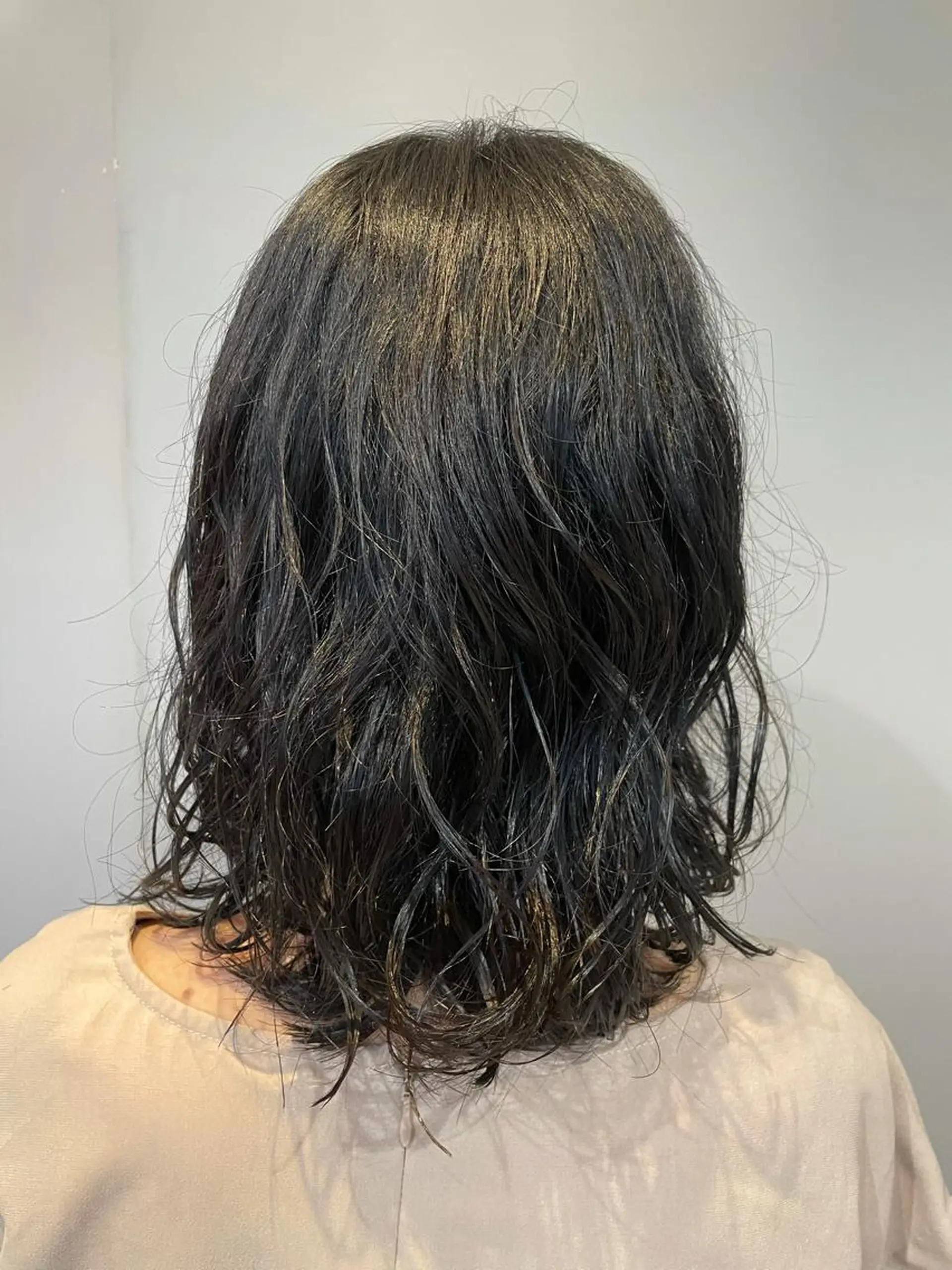 ミディアム ミディアムパーマ 心斎橋🤍inity KIKOのヘアスタイル