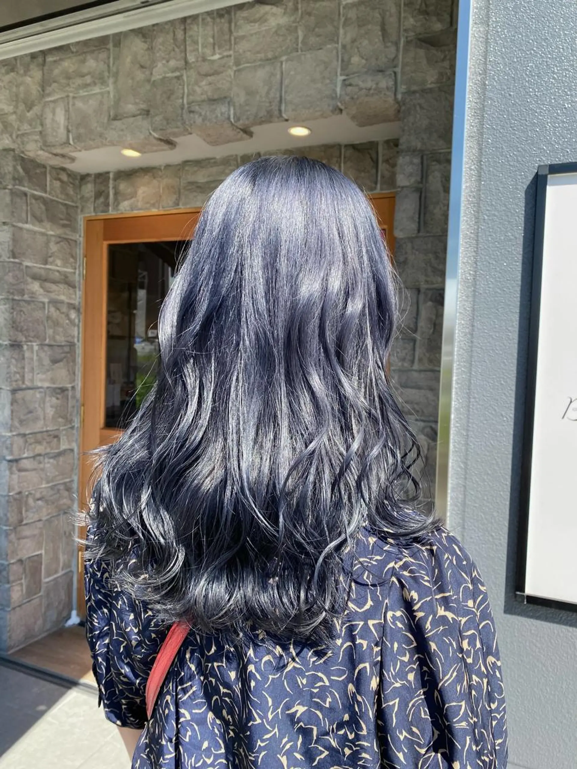 ロング カット ヘアカラー 坂井 茅聖のヘアスタイル