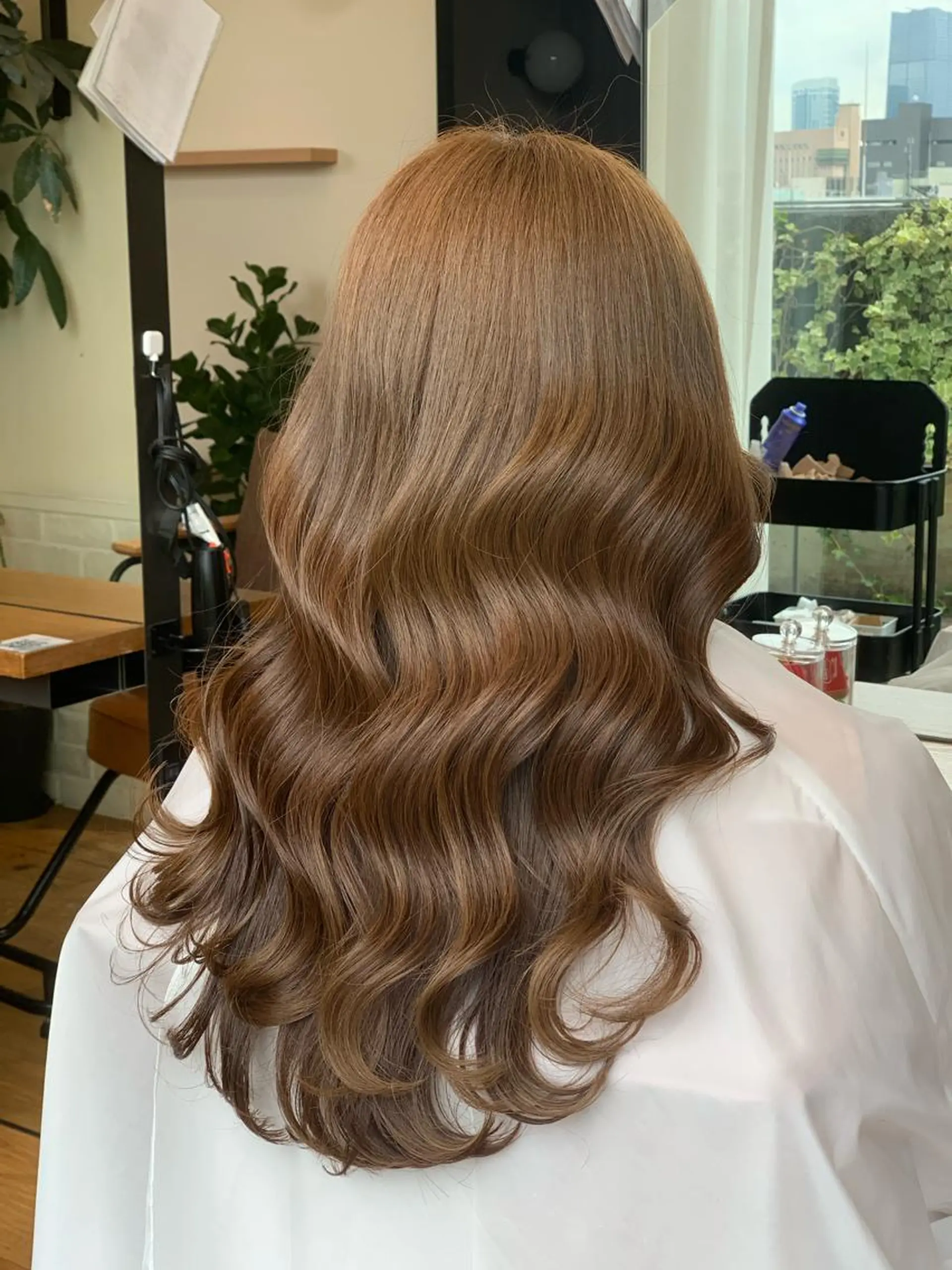 ロング カラー パーマ ヘアアレンジ メンズ キッズ ネイル マツエク・マツパ アイブロウ ヘアカラー ナチュラルレイヤー 似合わせ✨よね🍋のヘアスタイル