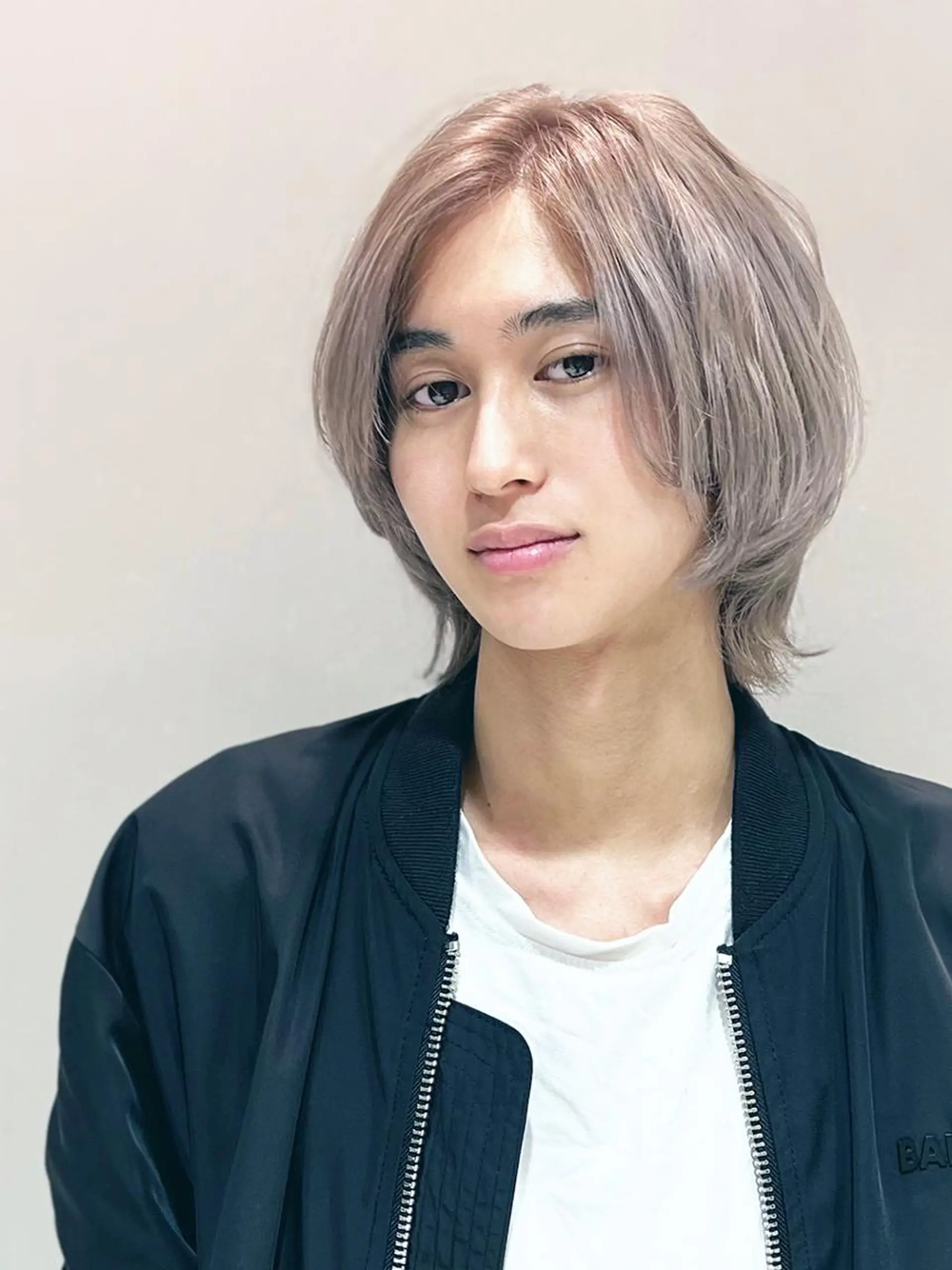 ミディアム メンズ カラー 千脇 望美のヘアスタイル