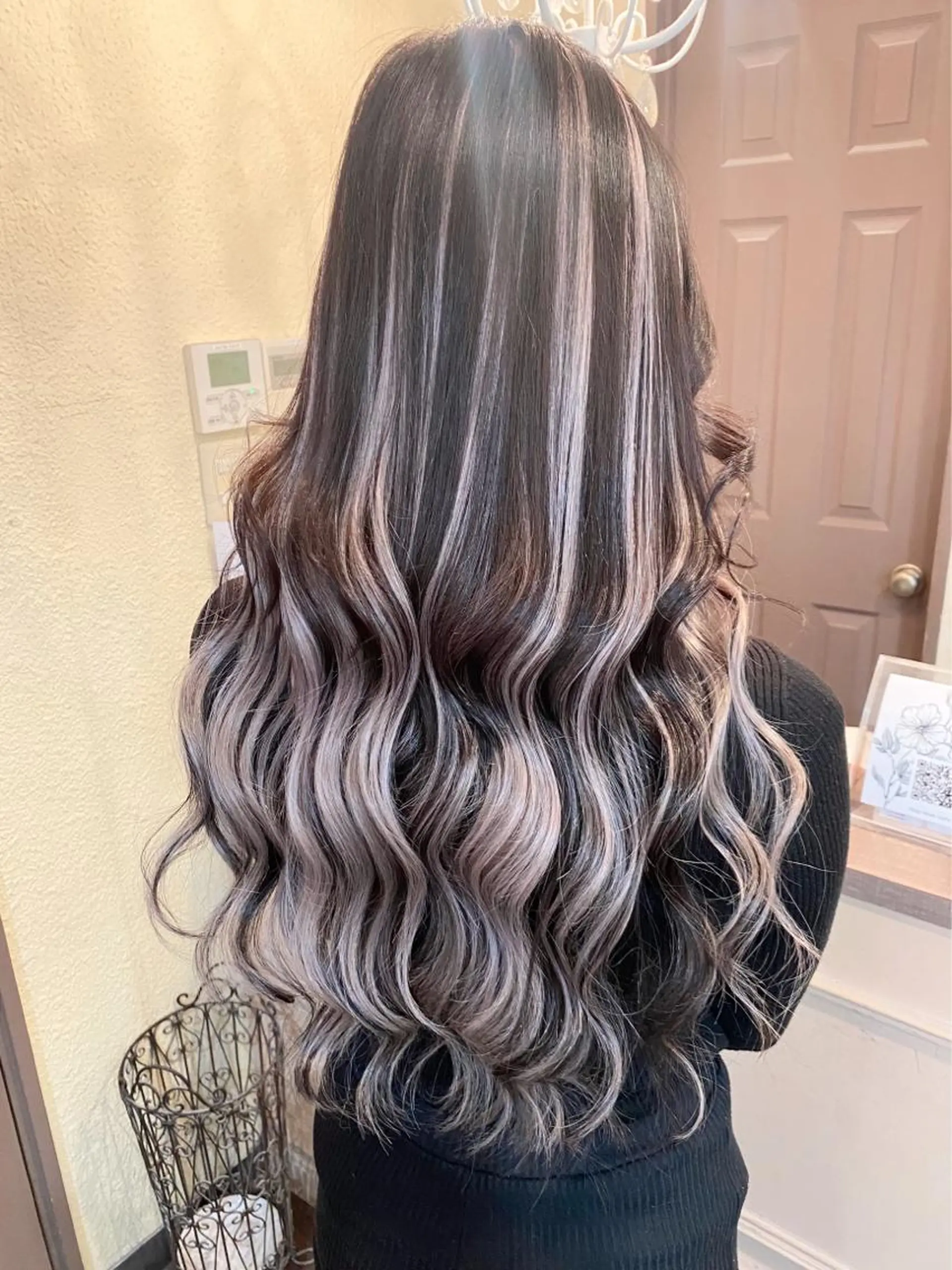 ロング ヘアアレンジ シールエクステ エクステ レイヤーカット ロング カット エクステ 田井中 悠紀のヘアスタイル