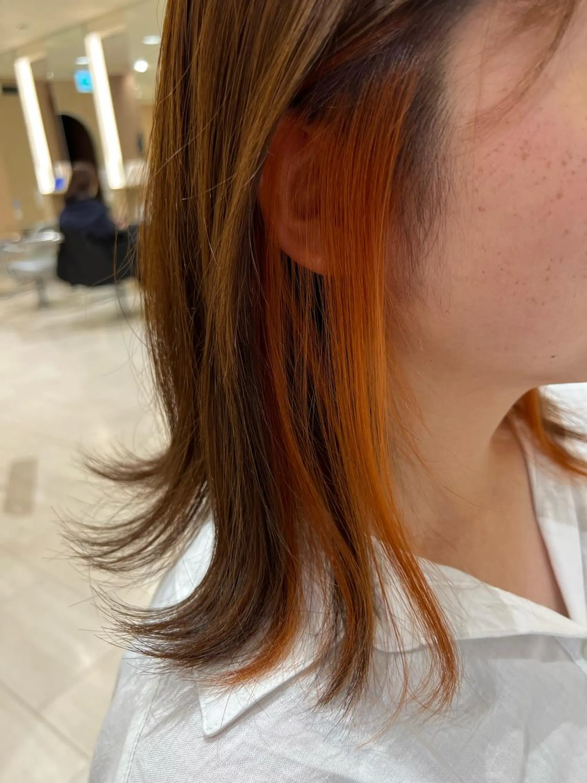 カラー 久永 菫のヘアスタイル