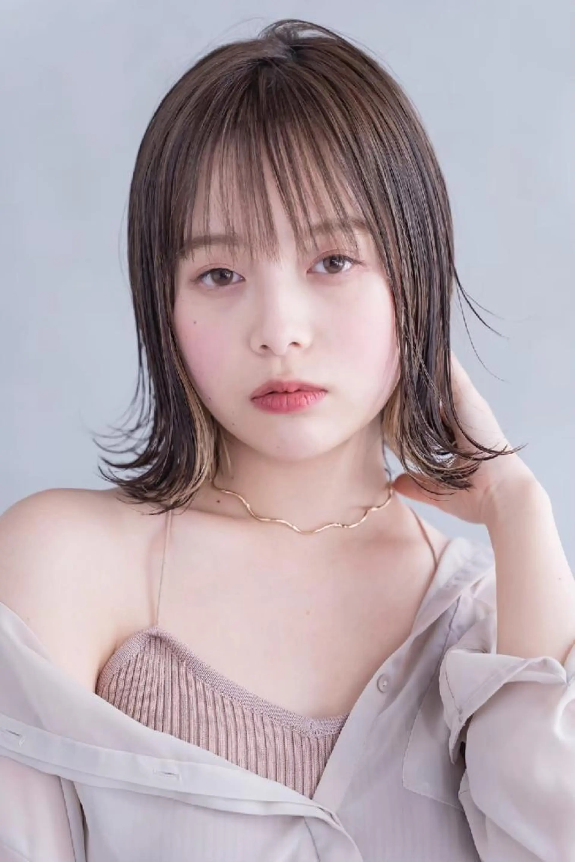 カラー ミディアム パーマ ヘアアレンジ メンズ ネイル キッズ マツエク・マツパ カット ヘアカラー トリートメント 🌸グレージュ/ 艶髪🌸yutaのヘアスタイル