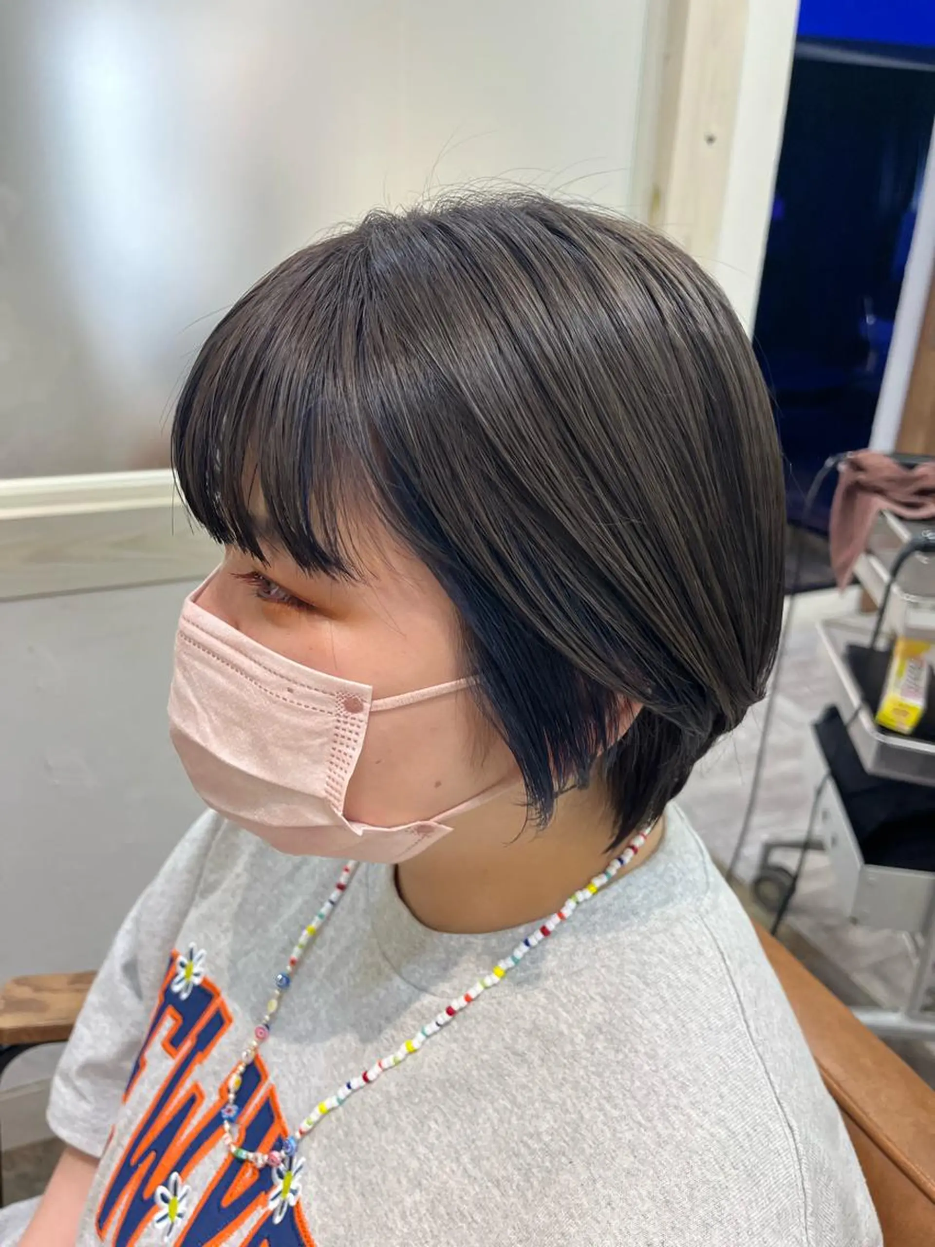 ショート カラー ブリーチ ブルーカラー グレージュ 🫧tomoka 透明感カラー🫧のヘアスタイル