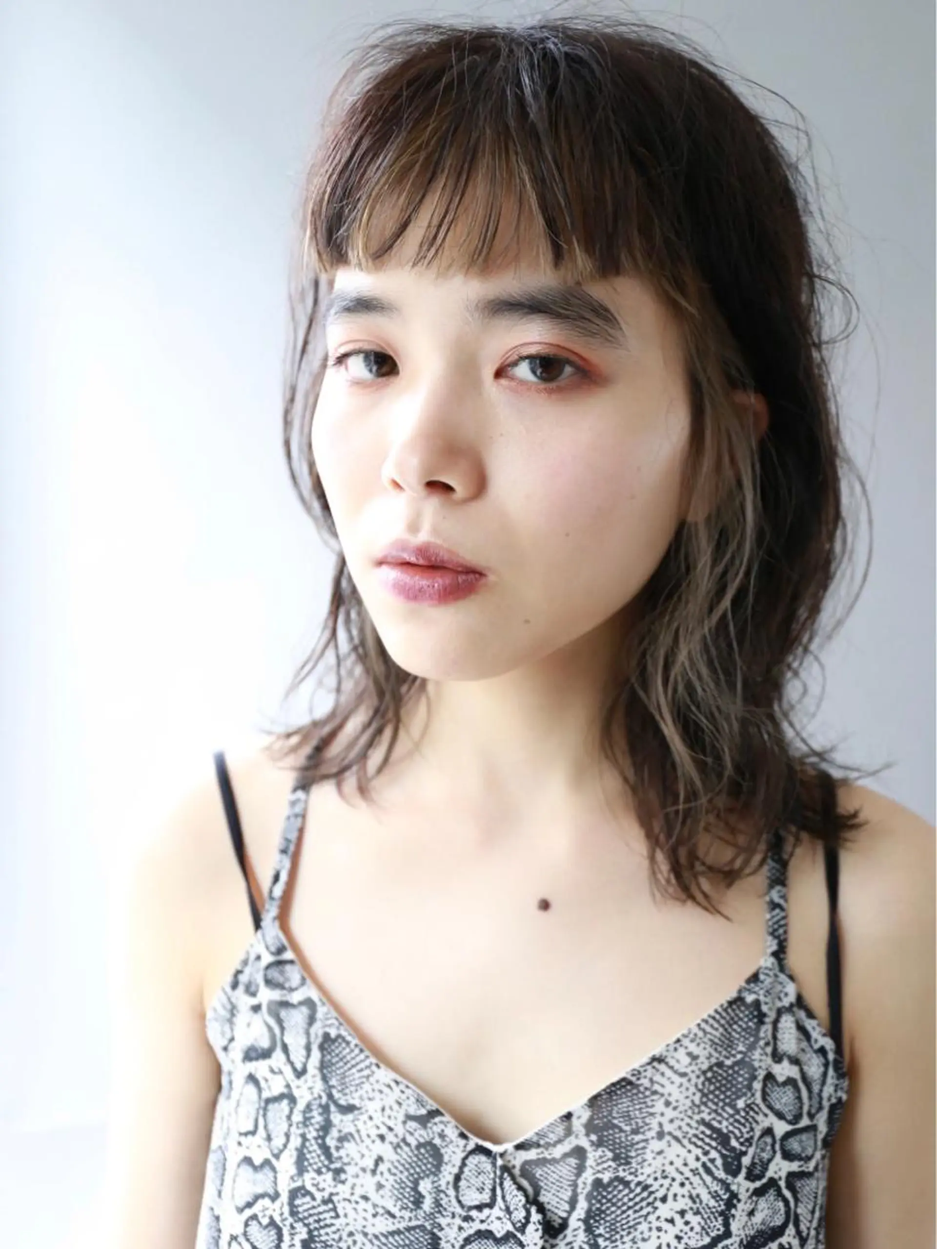 ミディアム カラー ヘアアレンジ ベージュカラー sea's所属・ヒラカホ/矢場町/ ブリーチ/似合わせのヘアスタイル