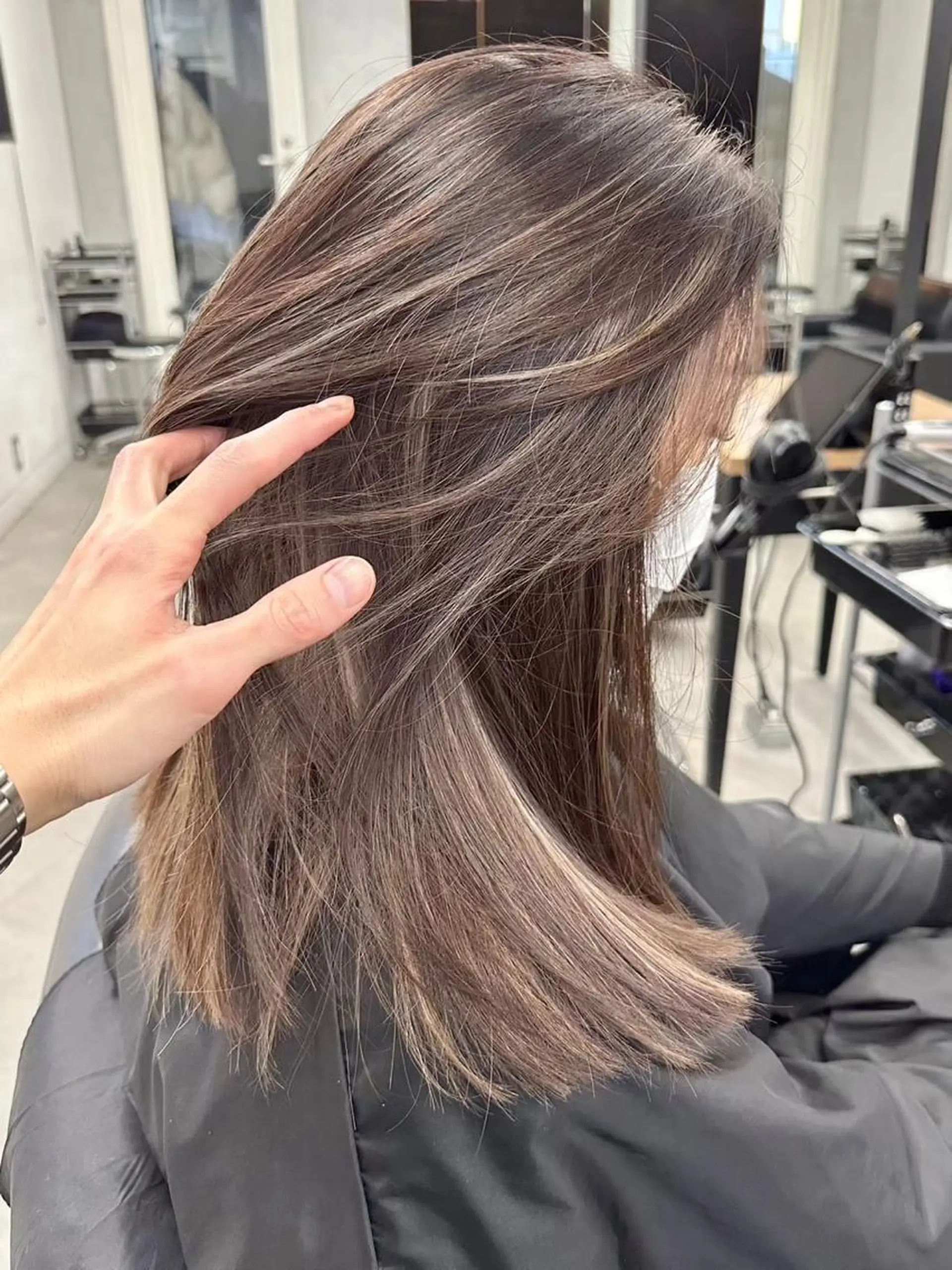 ロング カット ヘアカラー 暖色カラー/レイヤー カット☁️MEI☁️のヘアスタイル