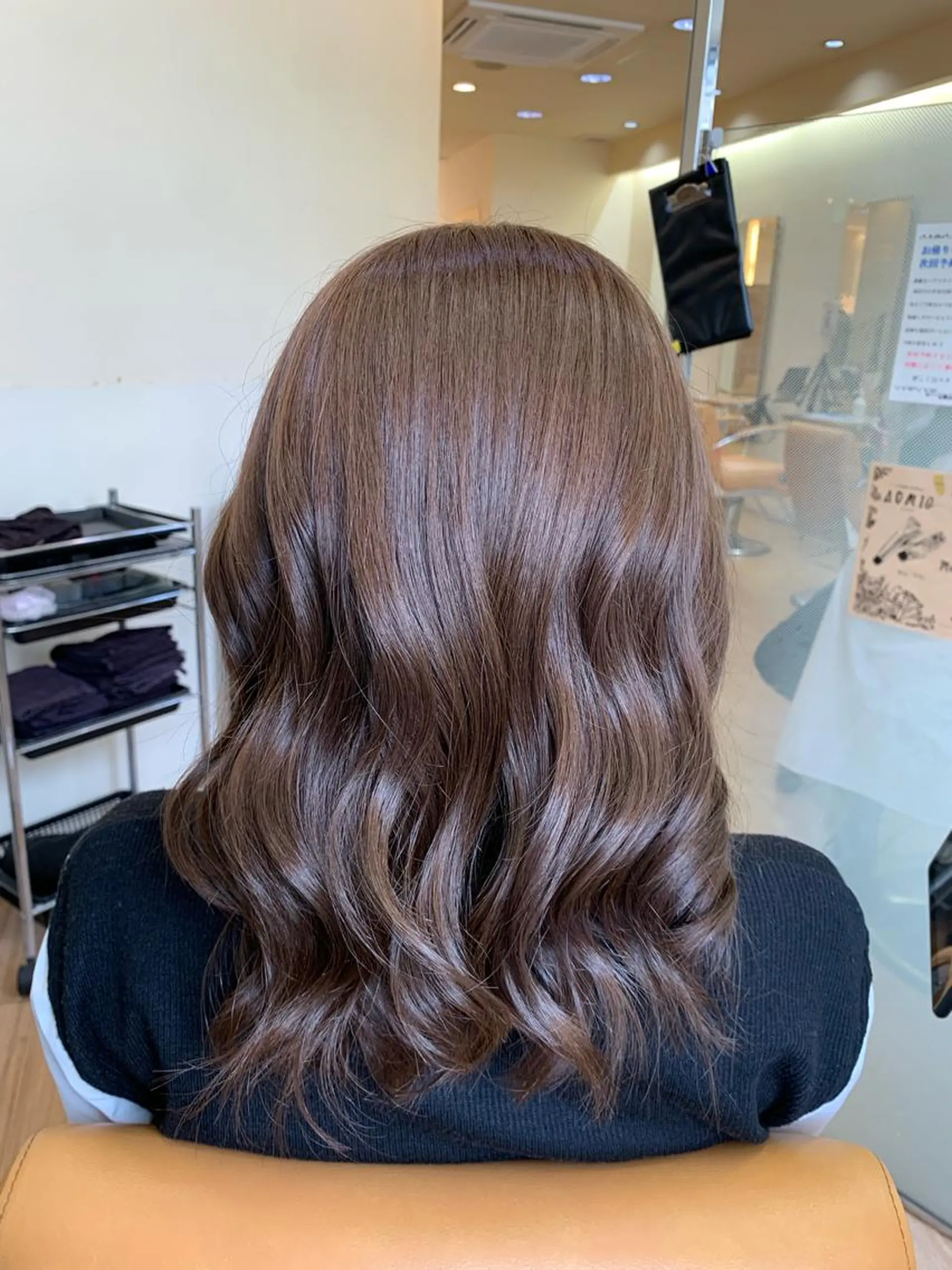 ミディアム カラー ブラウンカラー ヘアカラー トリートメント 板倉 花連のヘアスタイル
