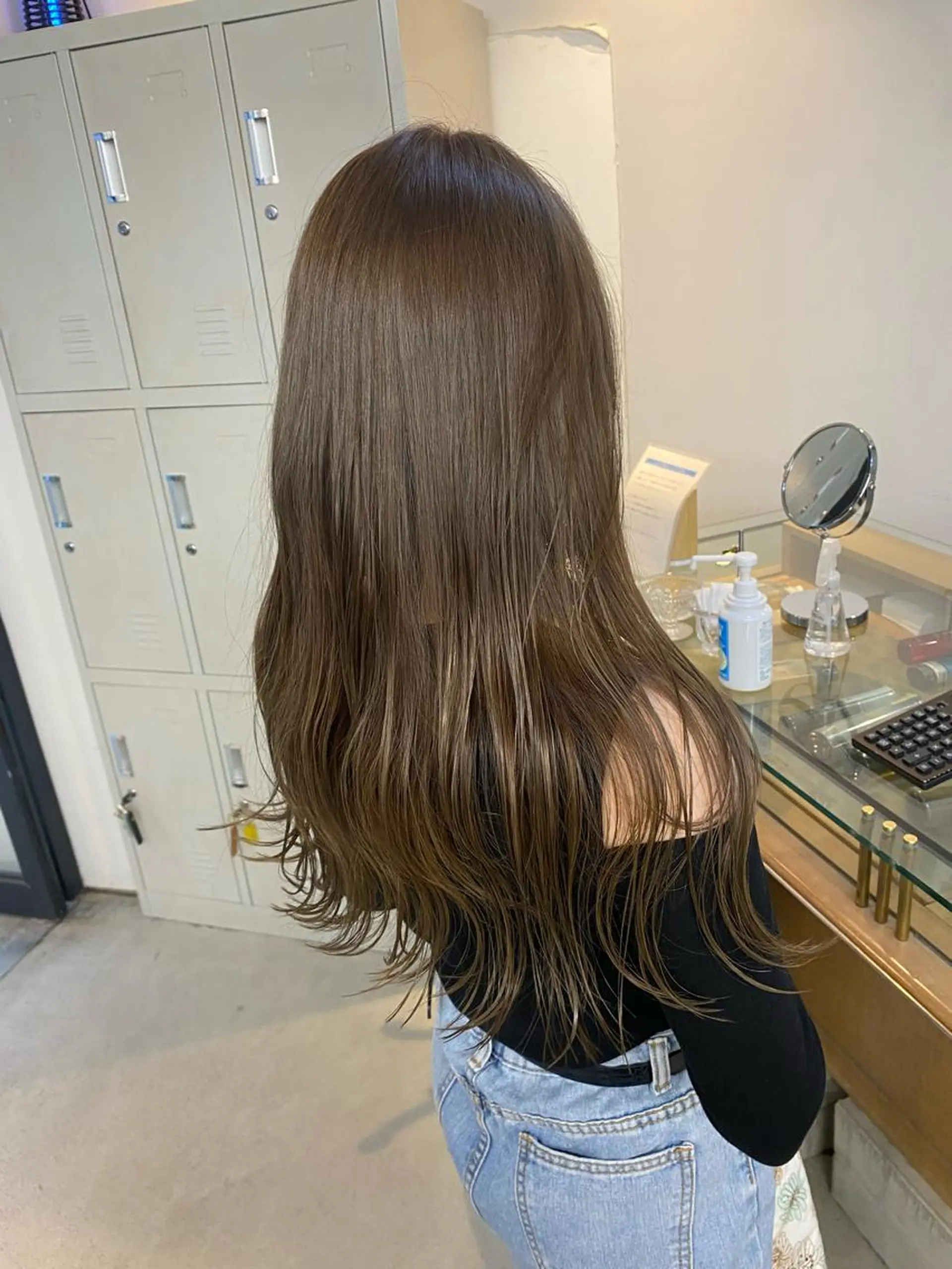 ロング カラー パーマ ヘアアレンジ メンズ ネイル マツエク・マツパ ベージュカラー 暖色系/透明感 治野心のヘアスタイル