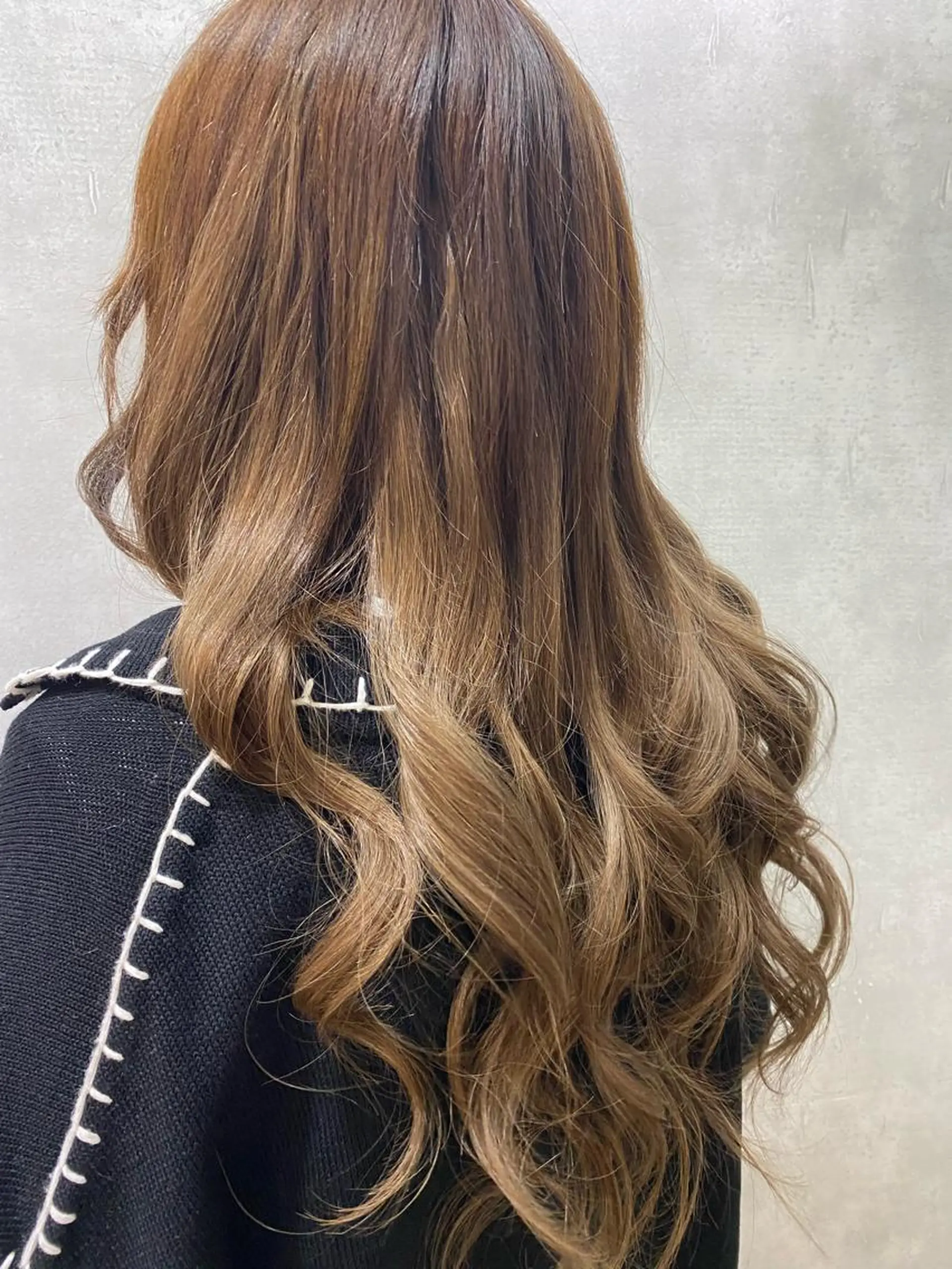 ミディアム エクステ ROSEL 沢津橋  楓のヘアスタイル