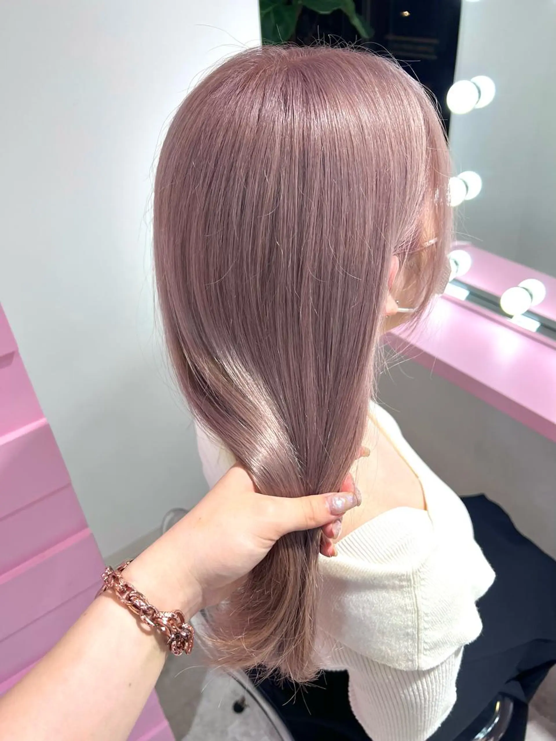 ロング 学生 ハイトーン♡ブリーチ ♡エクステ♡nanaのヘアスタイル