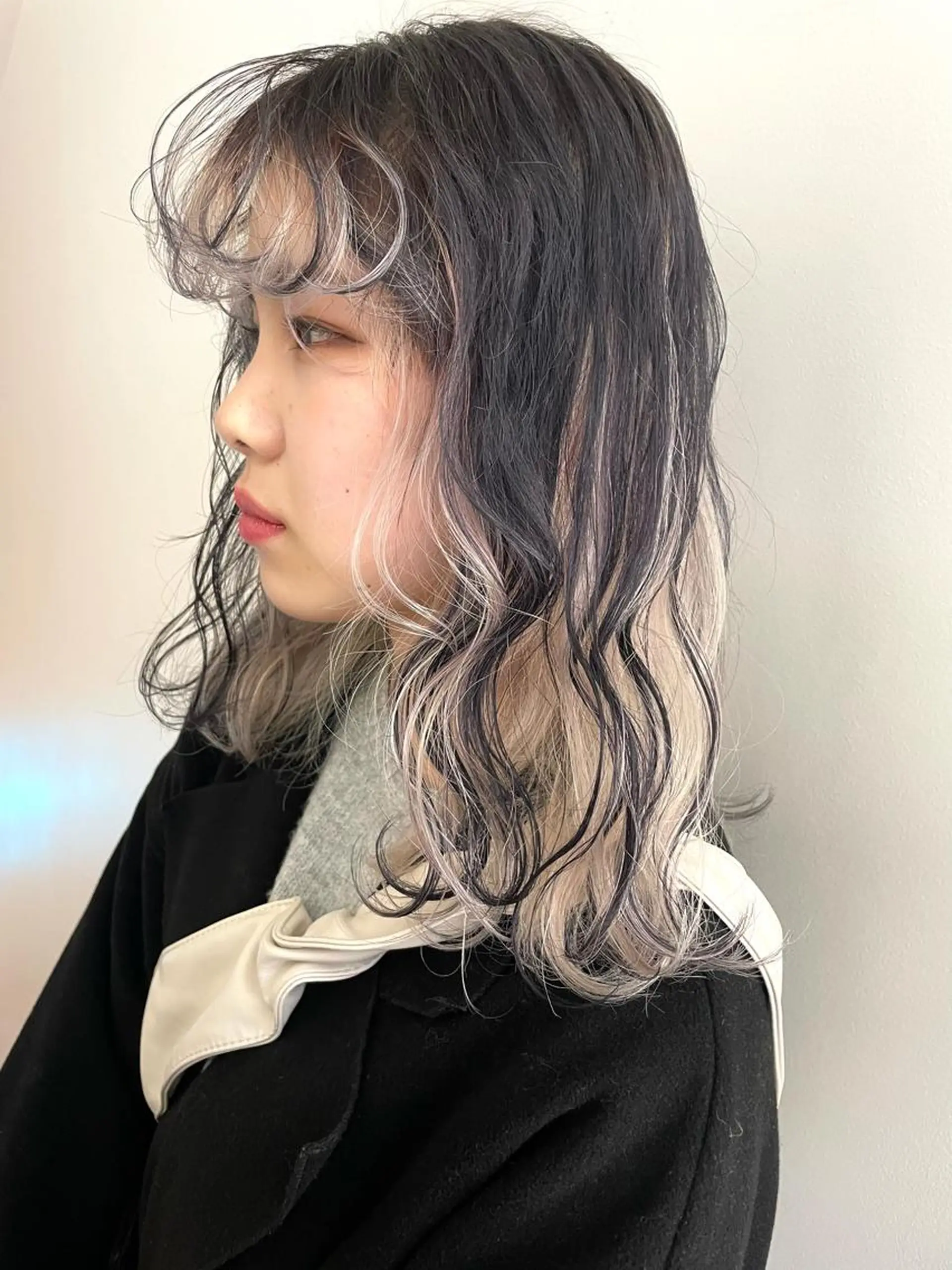 ミディアム カラー インナーカラー ヘアカラー hair&nail ☯️アイリ☯️のネイルデザイン