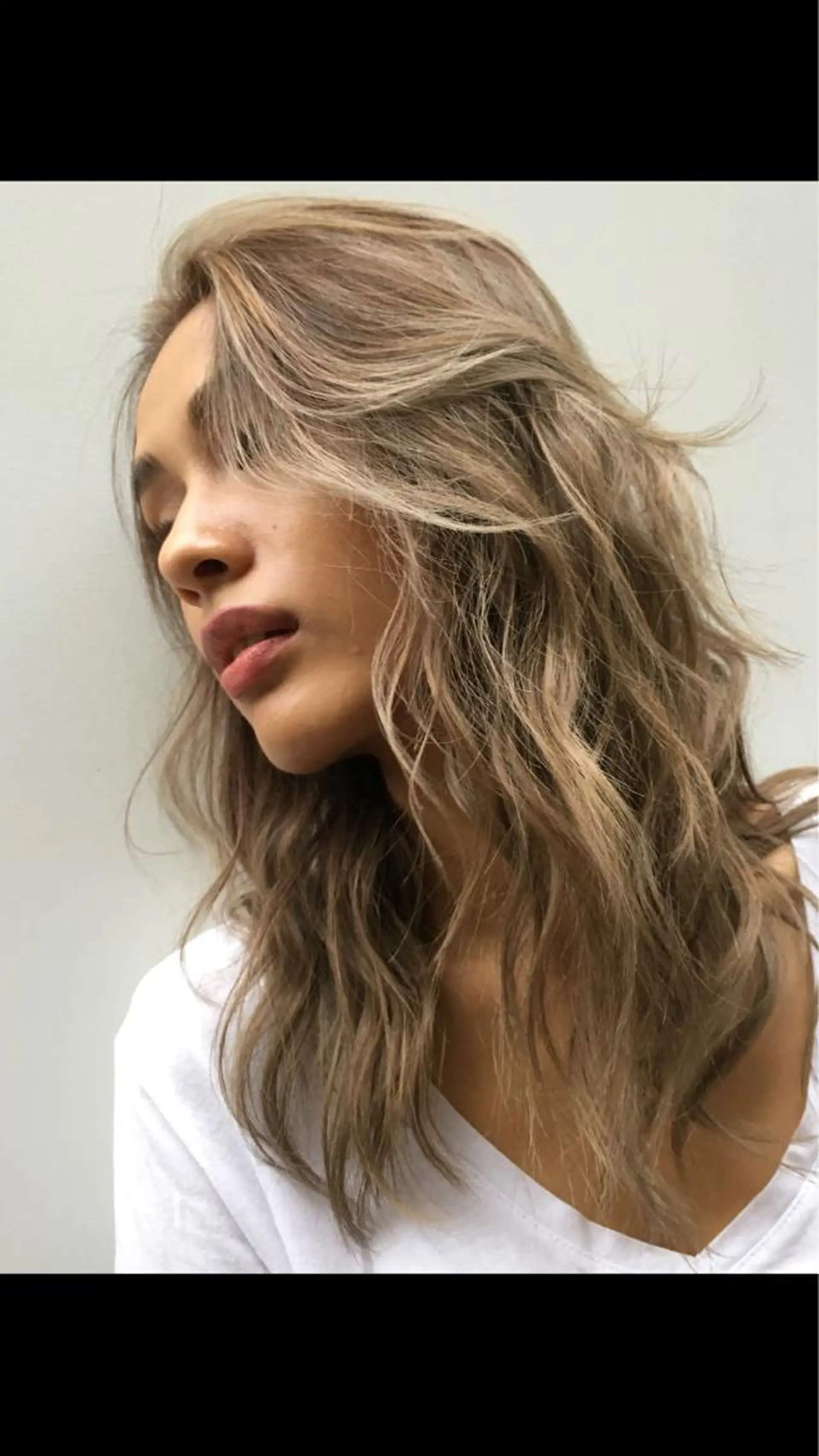 ロング salowin 原宿 aroa所属・韓国／ハッシュカット ／透明感カラー／金野のヘアスタイル