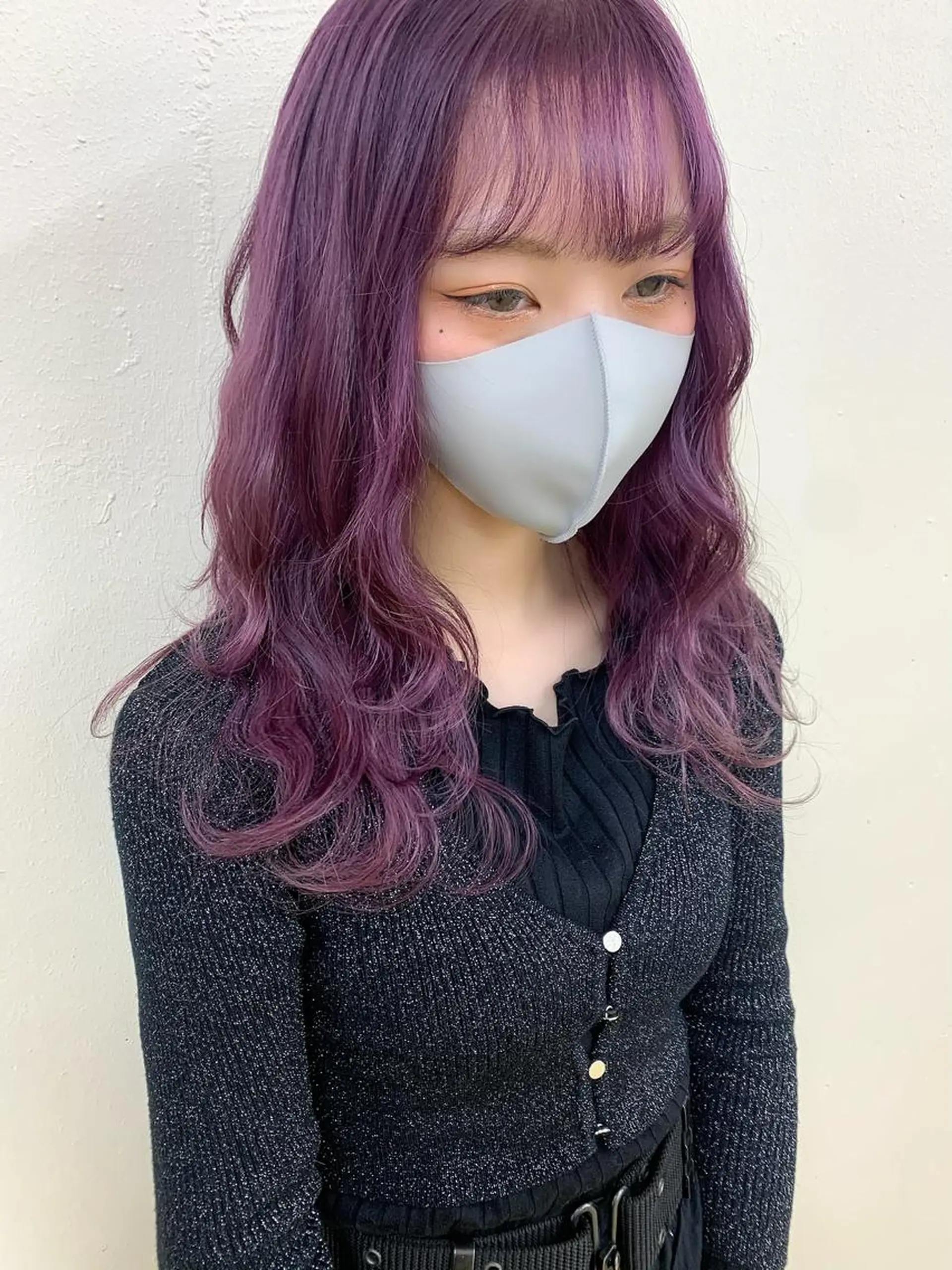 セミロング カラー ブリーチ ハイトーンカラー ao.eyelash SHIORIの眉毛・アイブロウイメージ