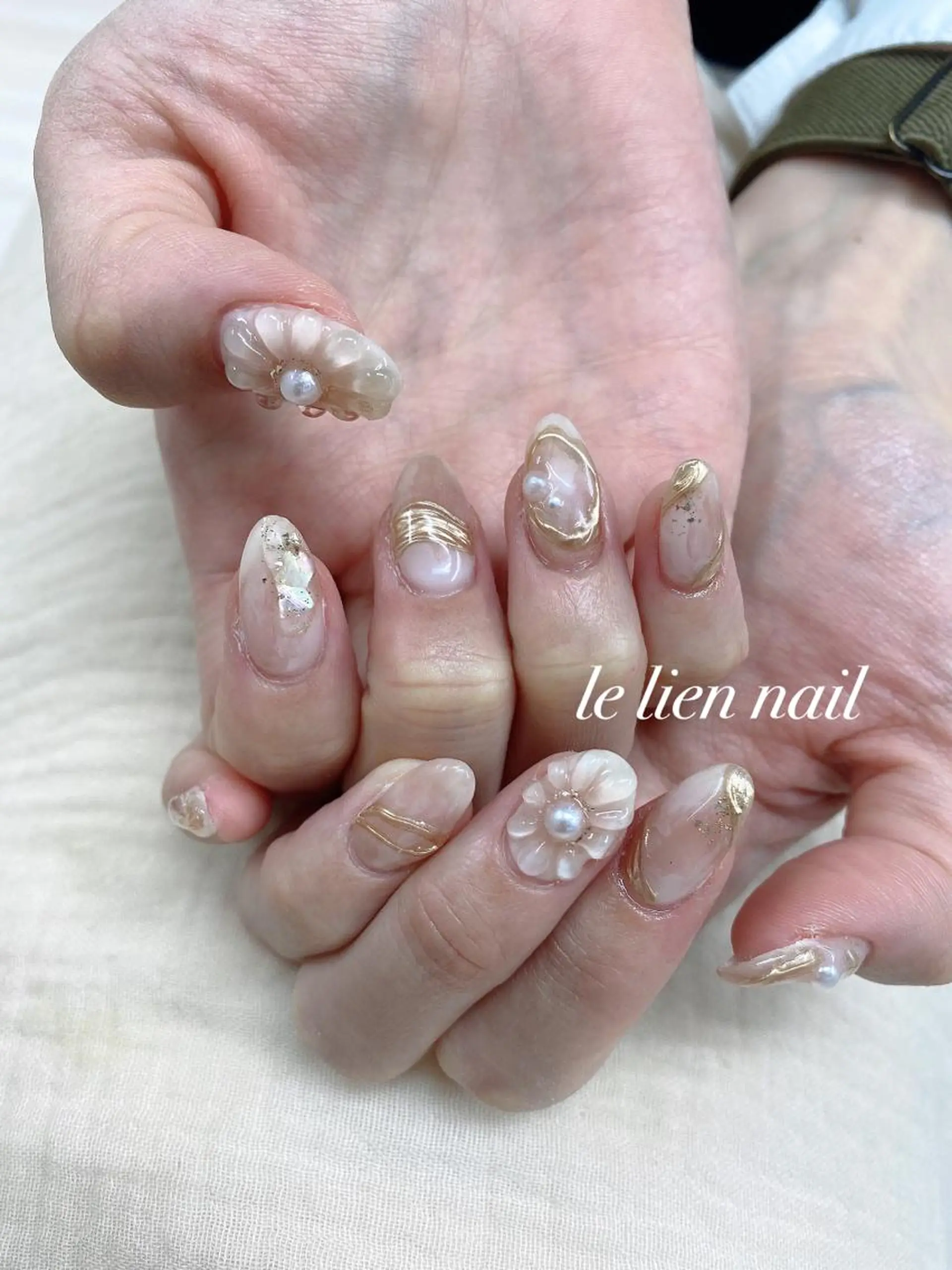 ネイル アートネイル 持ち込み ぷっくりネイル ブライダルネイル le lien nailのネイルデザイン