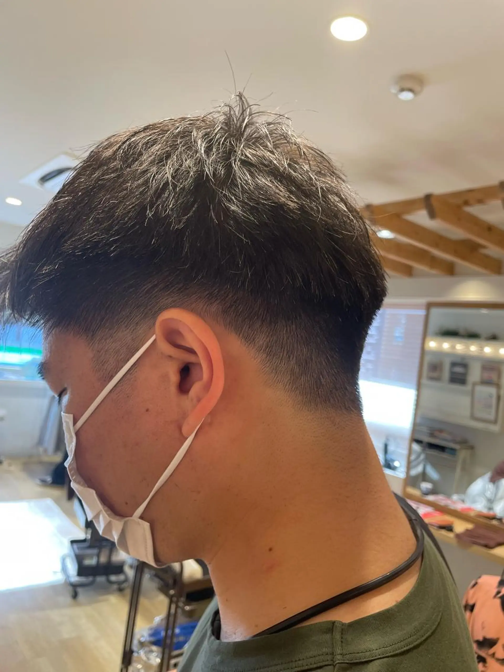 ショート カラー パーマ ヘアアレンジ メンズ キッズ ネイル マツエク・マツパ アイブロウ 新宿　副店長 新井彩斗のヘアスタイル