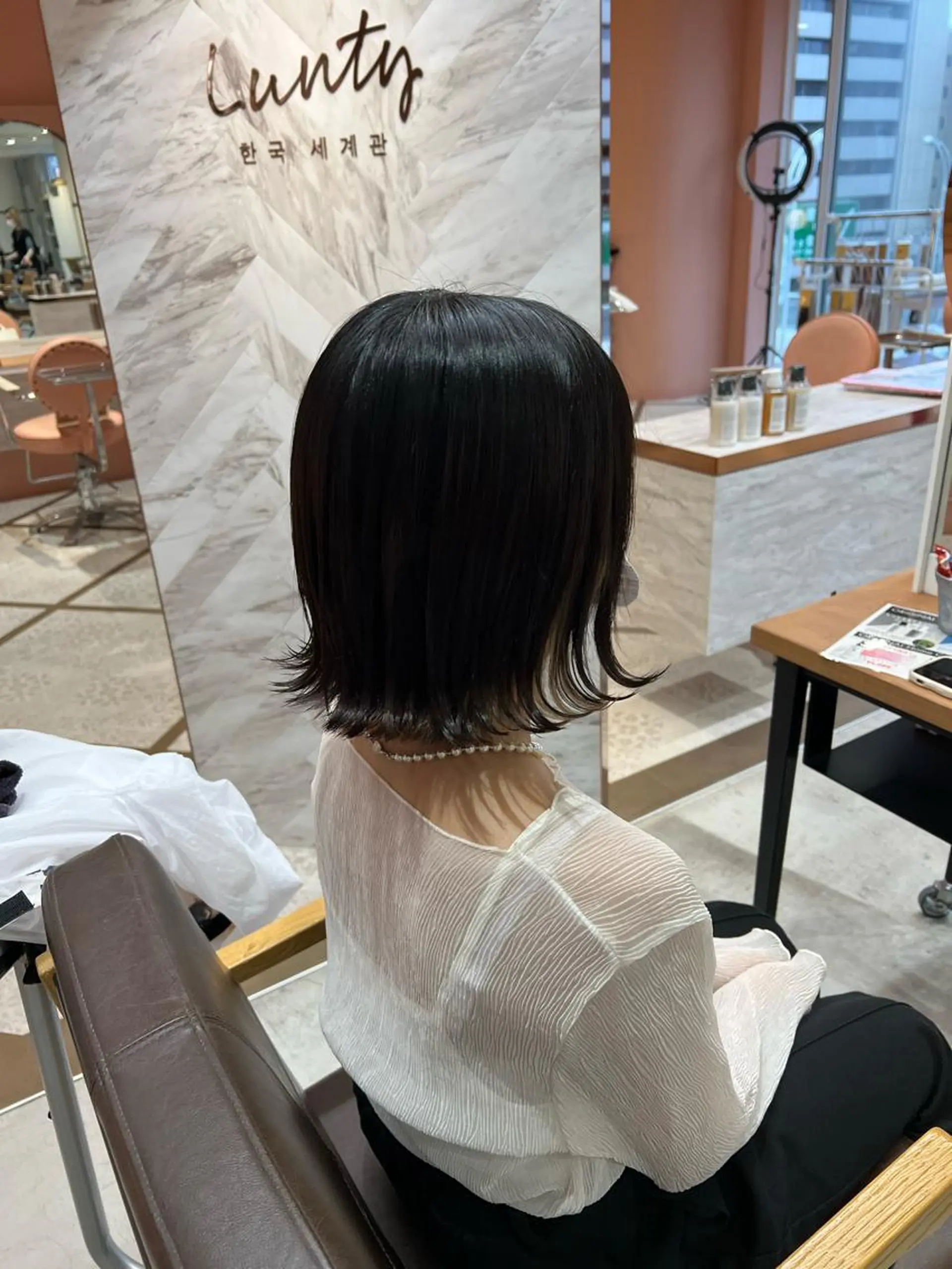 ショート ボブ シンヤ/梅田/茶屋町 モデル募集中のヘアスタイル