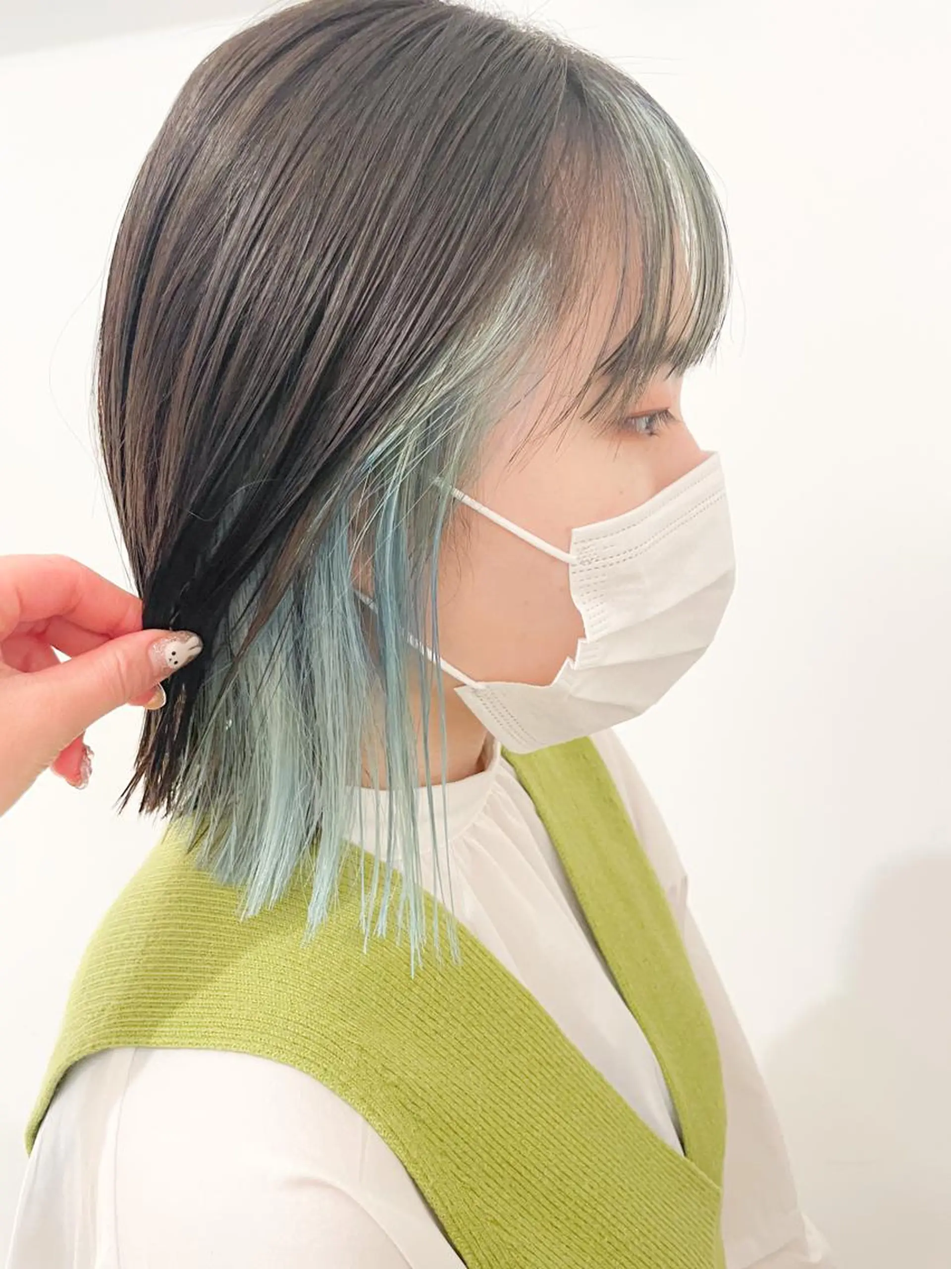 ミディアム カラー ブルーカラー インナーカラー ヘアカラー ✨カラー支持No.1 🧸ワキ カナコ🧸のヘアスタイル