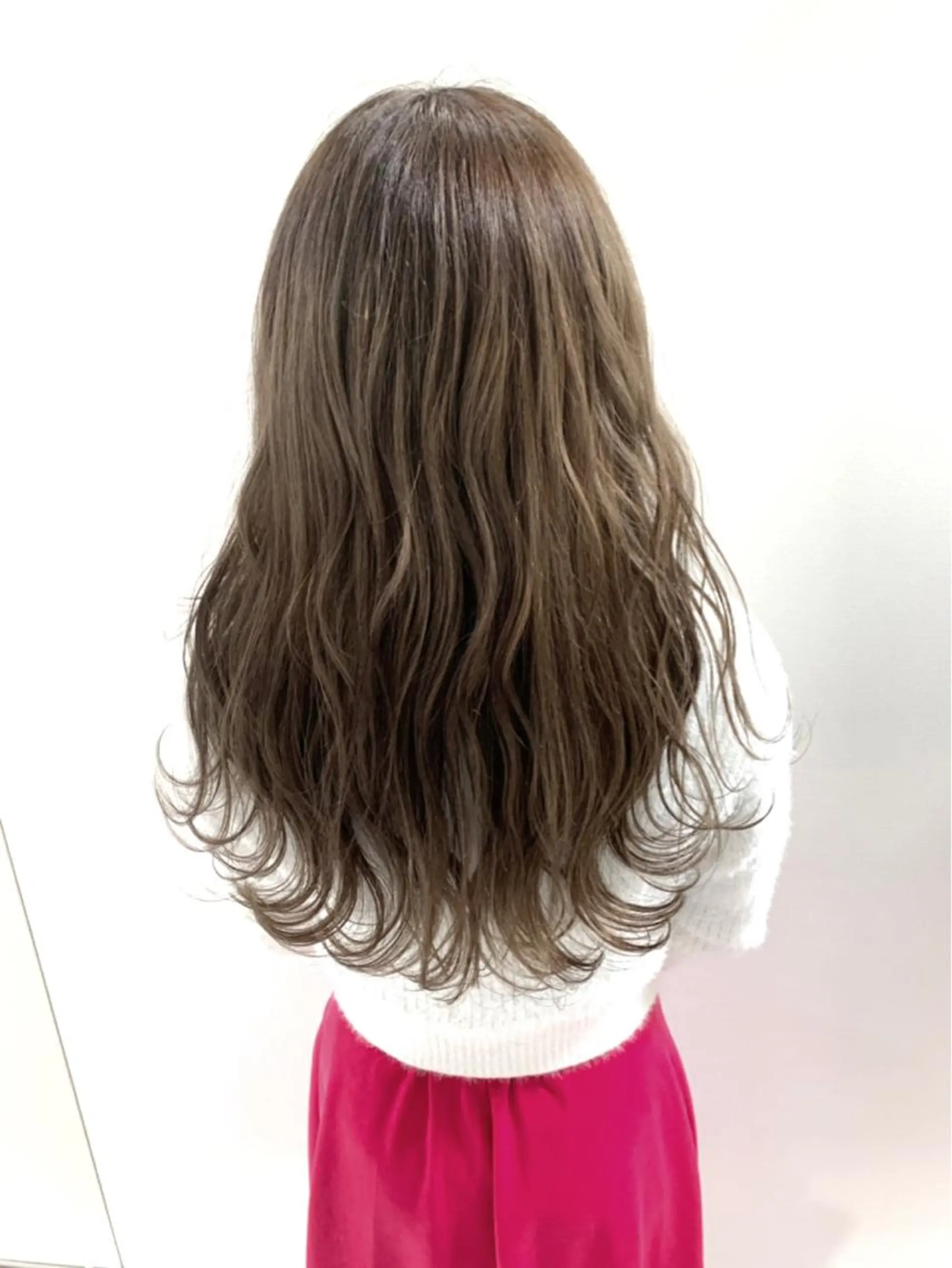 カラー アッシュ ミルクティーアッシュ Lee 甲子園のヘアスタイル