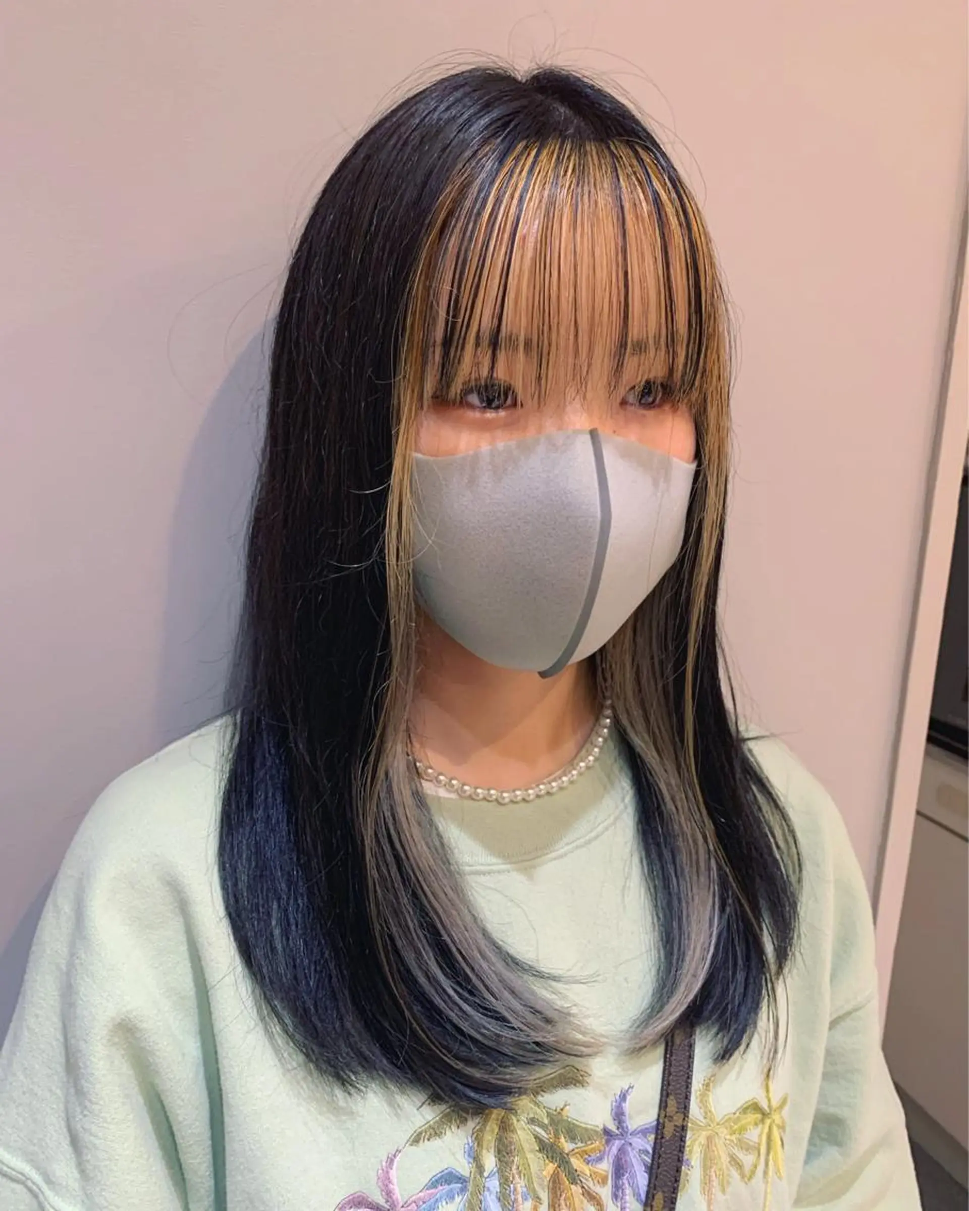 ロング カラー デザインカラー ヤマグチ リョウのヘアスタイル