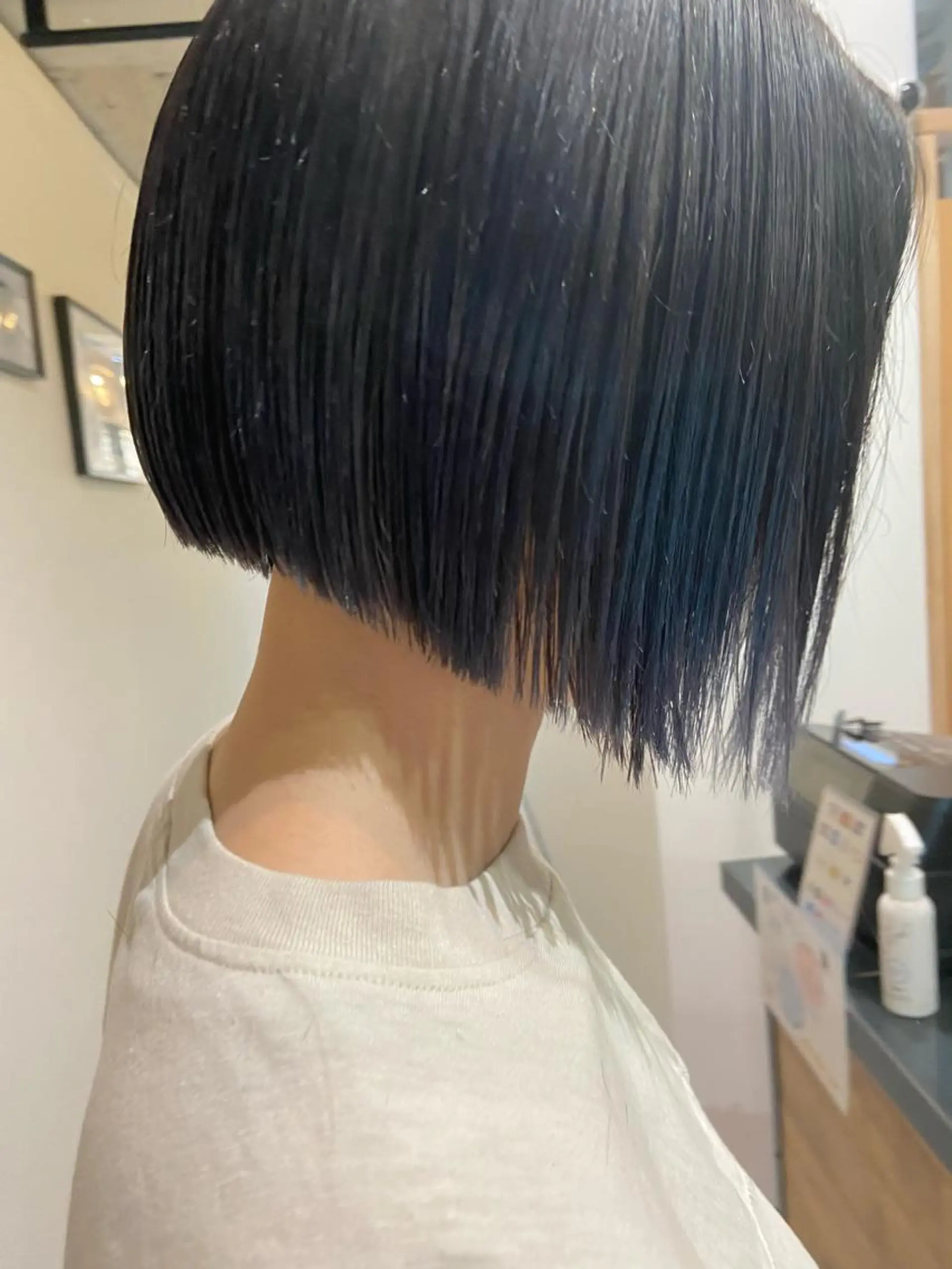 ショート カラー 切りっぱなしボブ ボブ カット ヘアカラー トリートメント 田中 あやなのヘアスタイル
