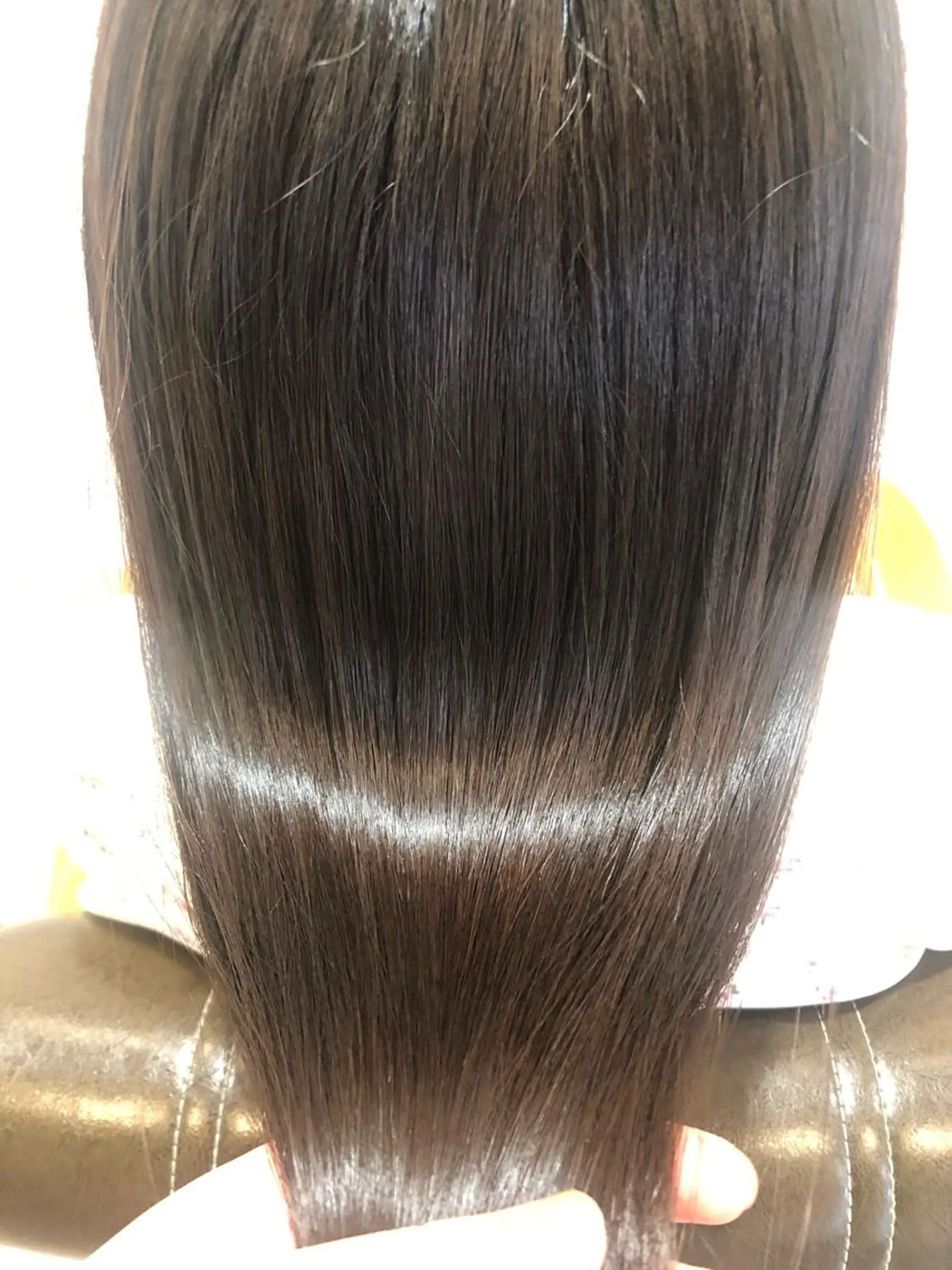 セミロング カラー 🩰オリーブ/ ベージュ松本咲花🩰のヘアスタイル