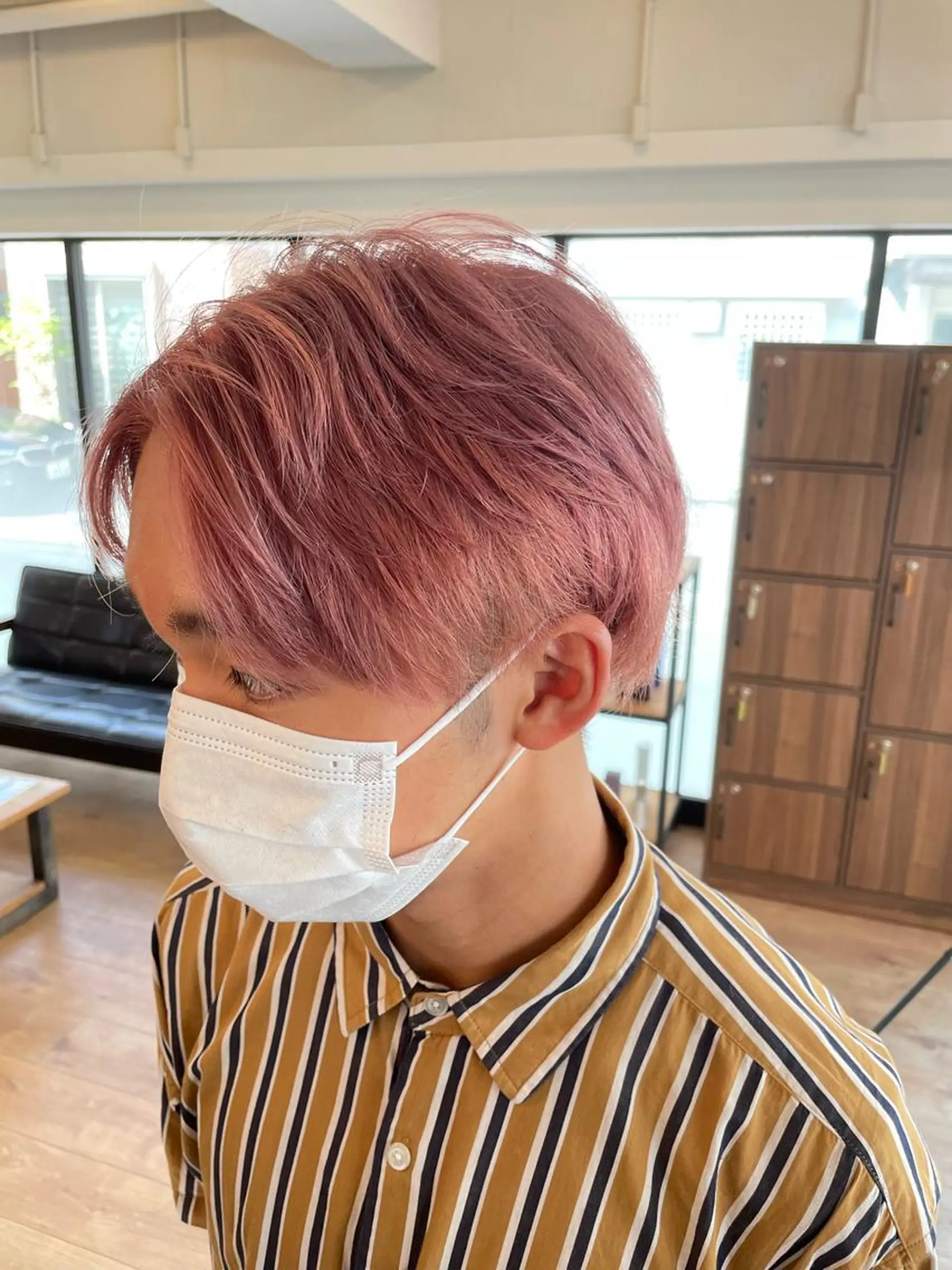 ショート カラー メンズ ヘアカラー トリートメント 🎗秋山勇 /三宮指名No.1のヘアスタイル