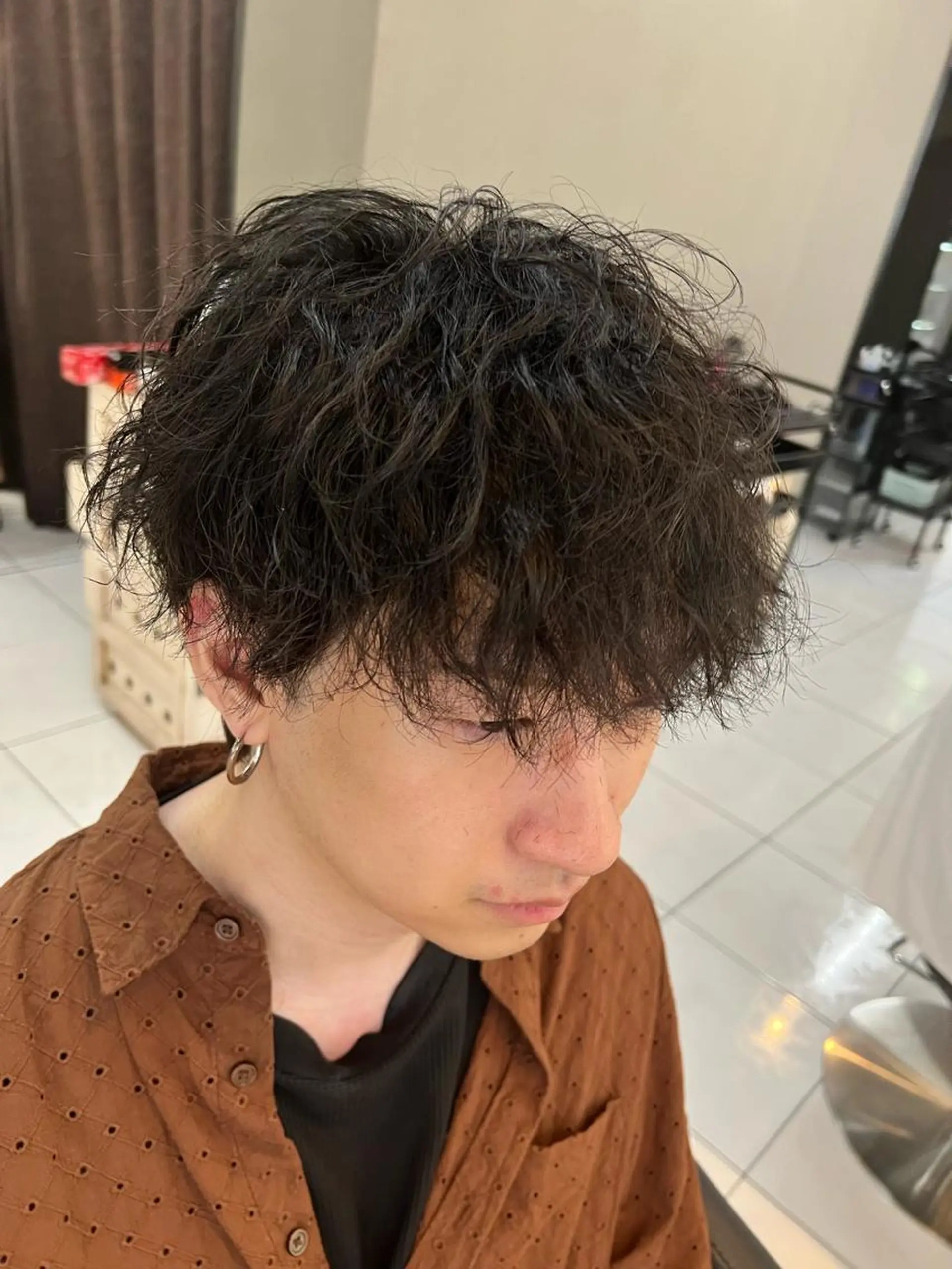 パーマ メンズ センターパート フェードカット カルマパーマ マッシュ メンズパーマ カット パーマ パーマ特化美容師 茂木広幸のヘアスタイル
