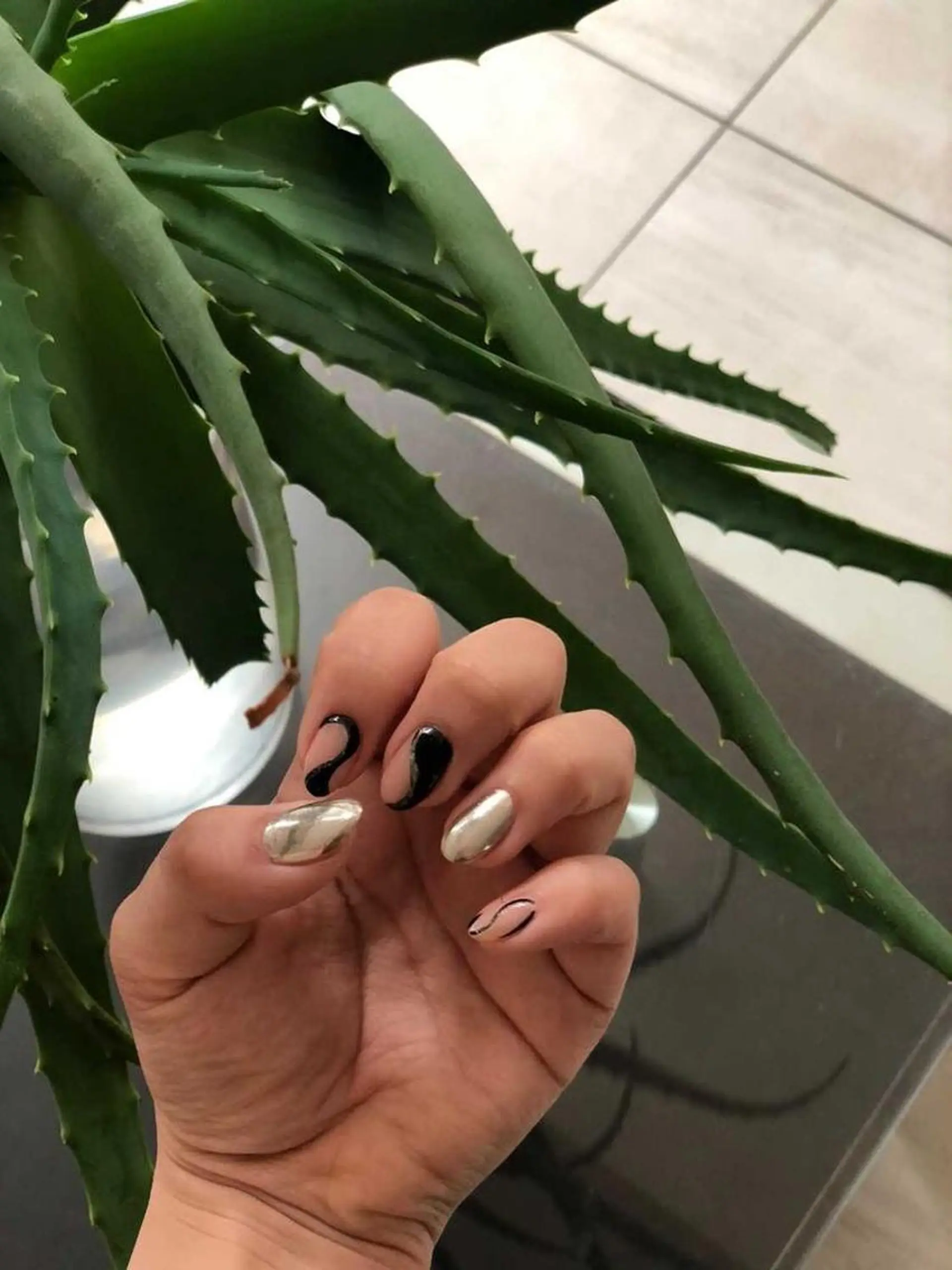 ネイル nail salon　Natural Cure所属・平井 彩香のネイルデザイン