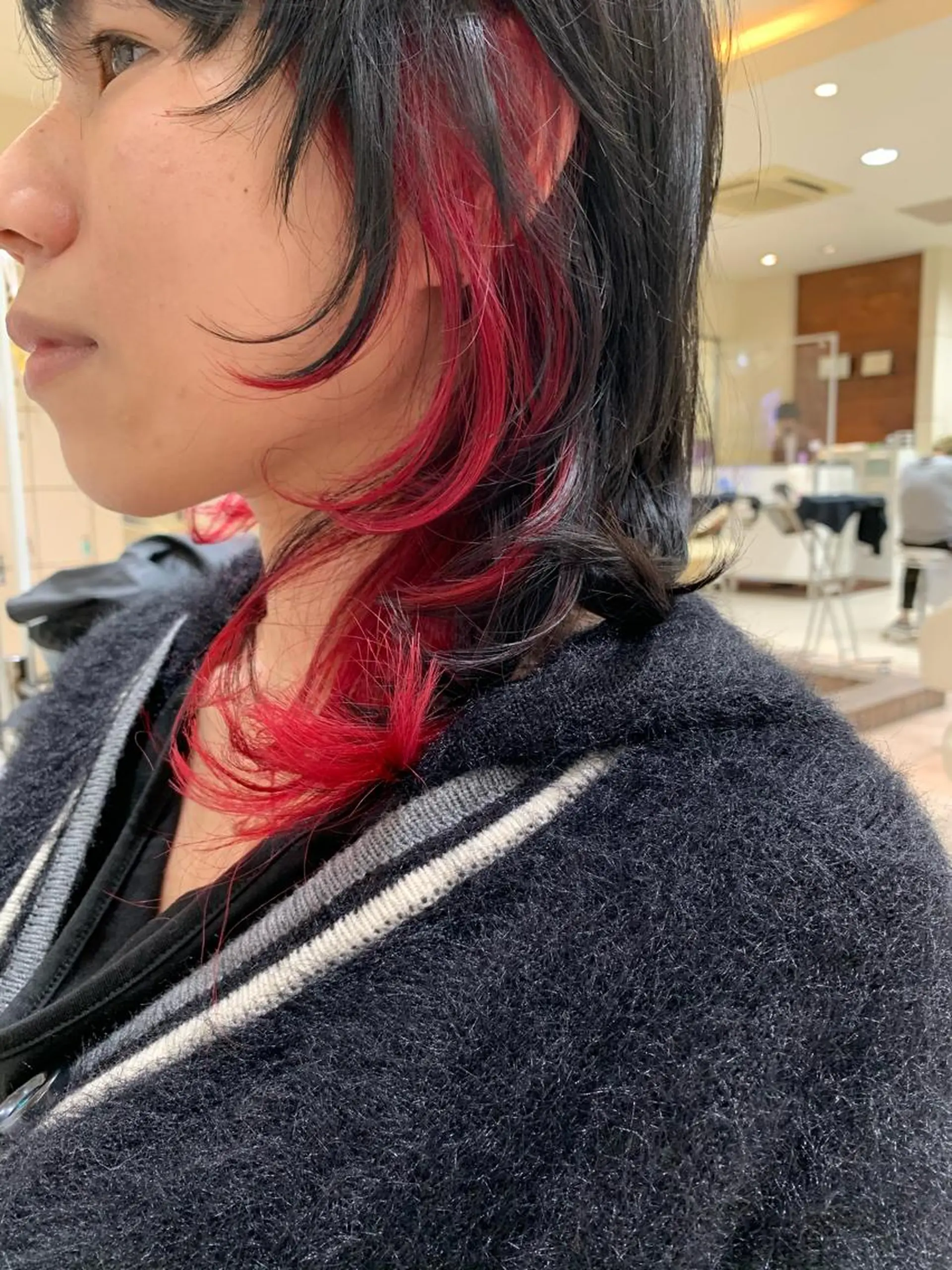 ミディアム カラー MODEks eau 佐藤優志のヘアスタイル