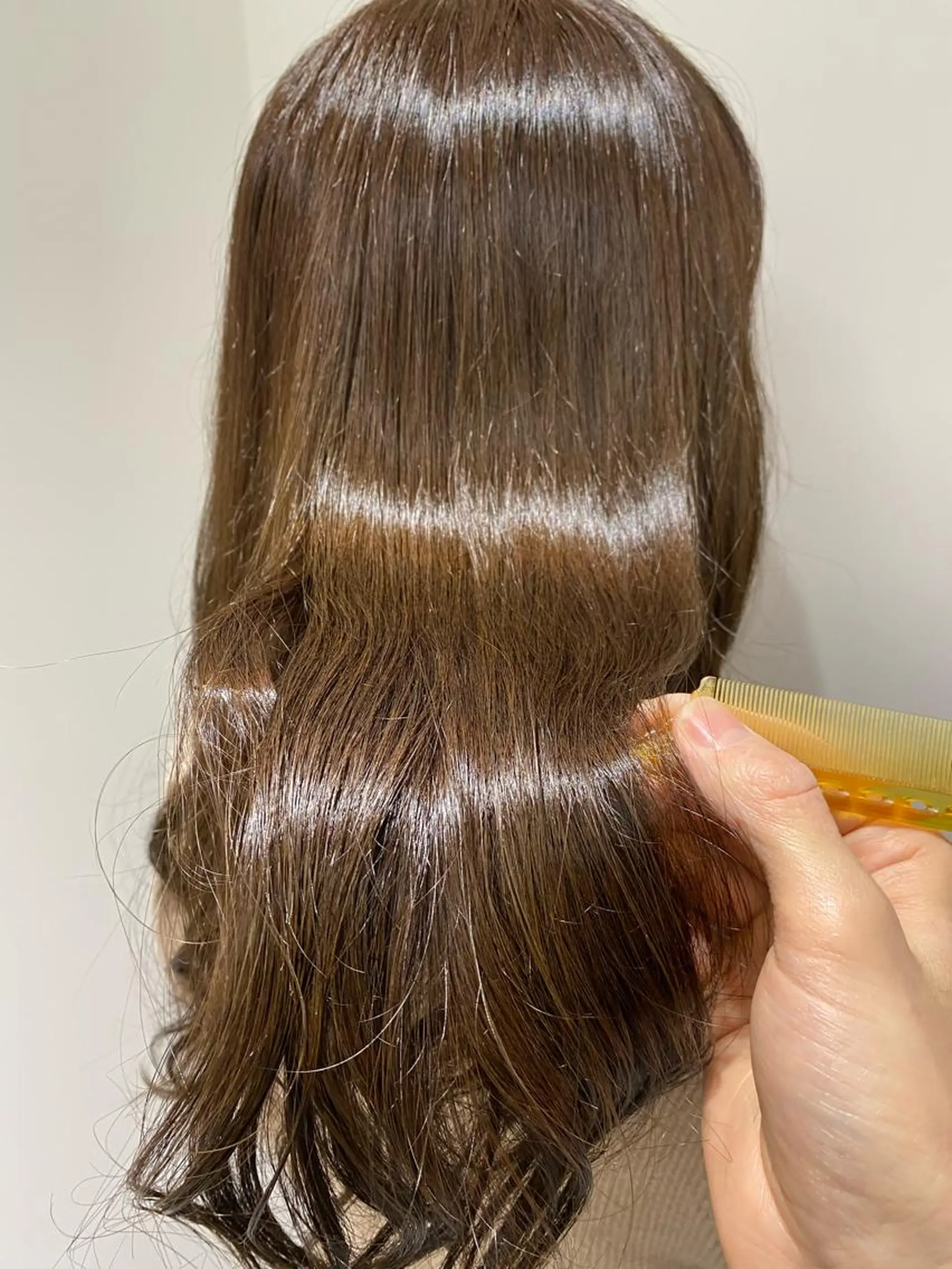 セミロング カラー パーマ 髪質改善・育髪サロンABELIA所属・大西 敦之のヘアスタイル