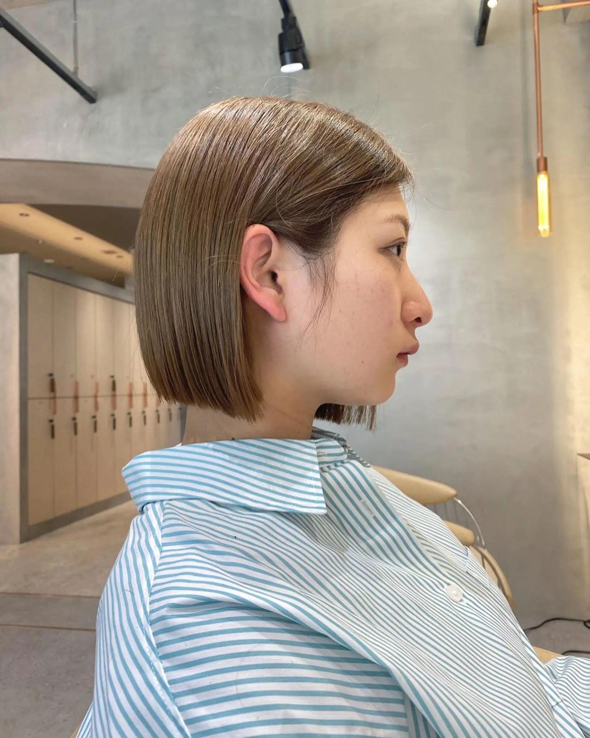 ショート R'eel所属・縮毛矯正×ぱつっと ボブ🌈鶴田陸斗のヘアスタイル
