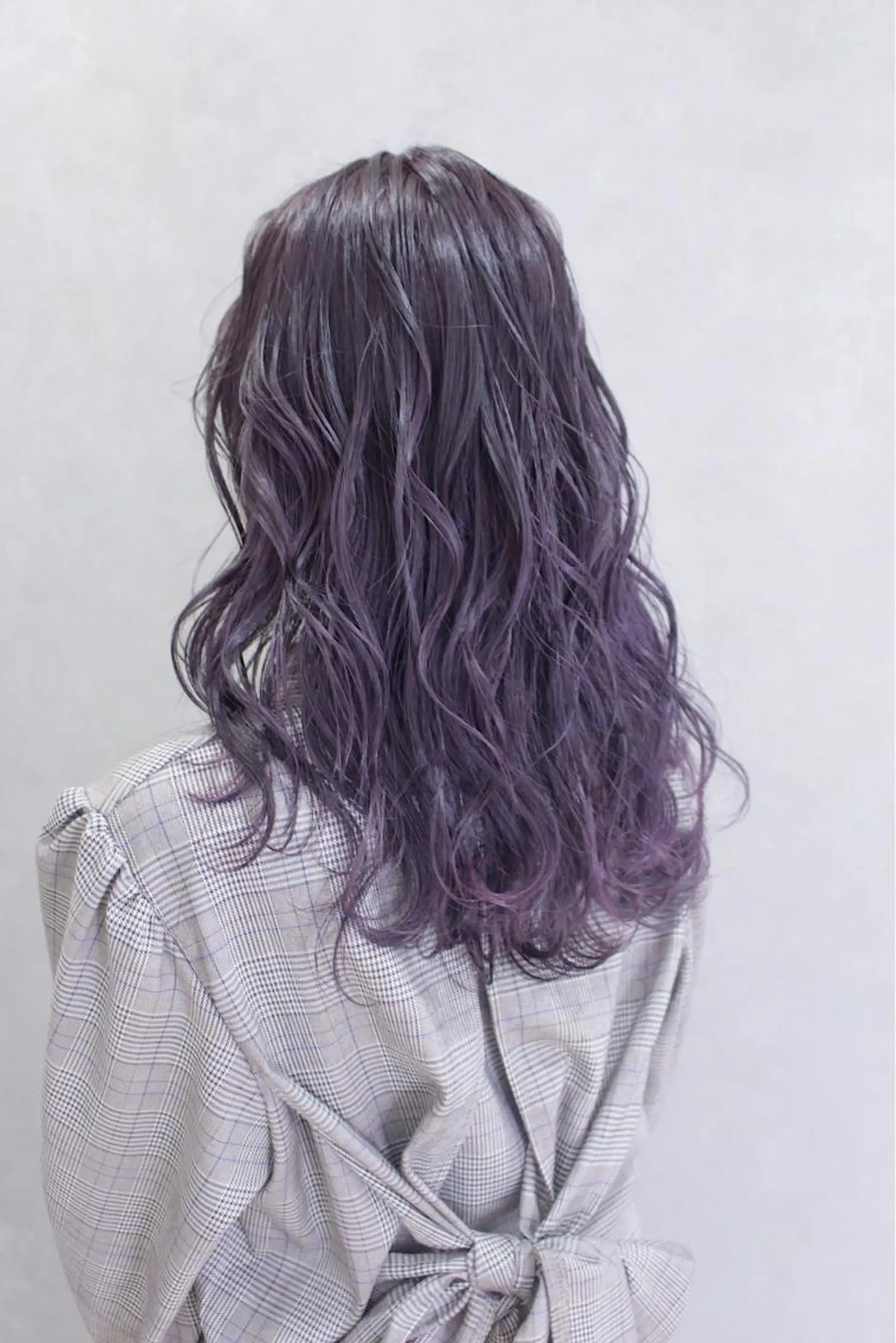 セミロング カラー ヘアアレンジ パープルカラー ヘアカラー トリートメント lani 天神大名/ブリーチのヘアスタイル