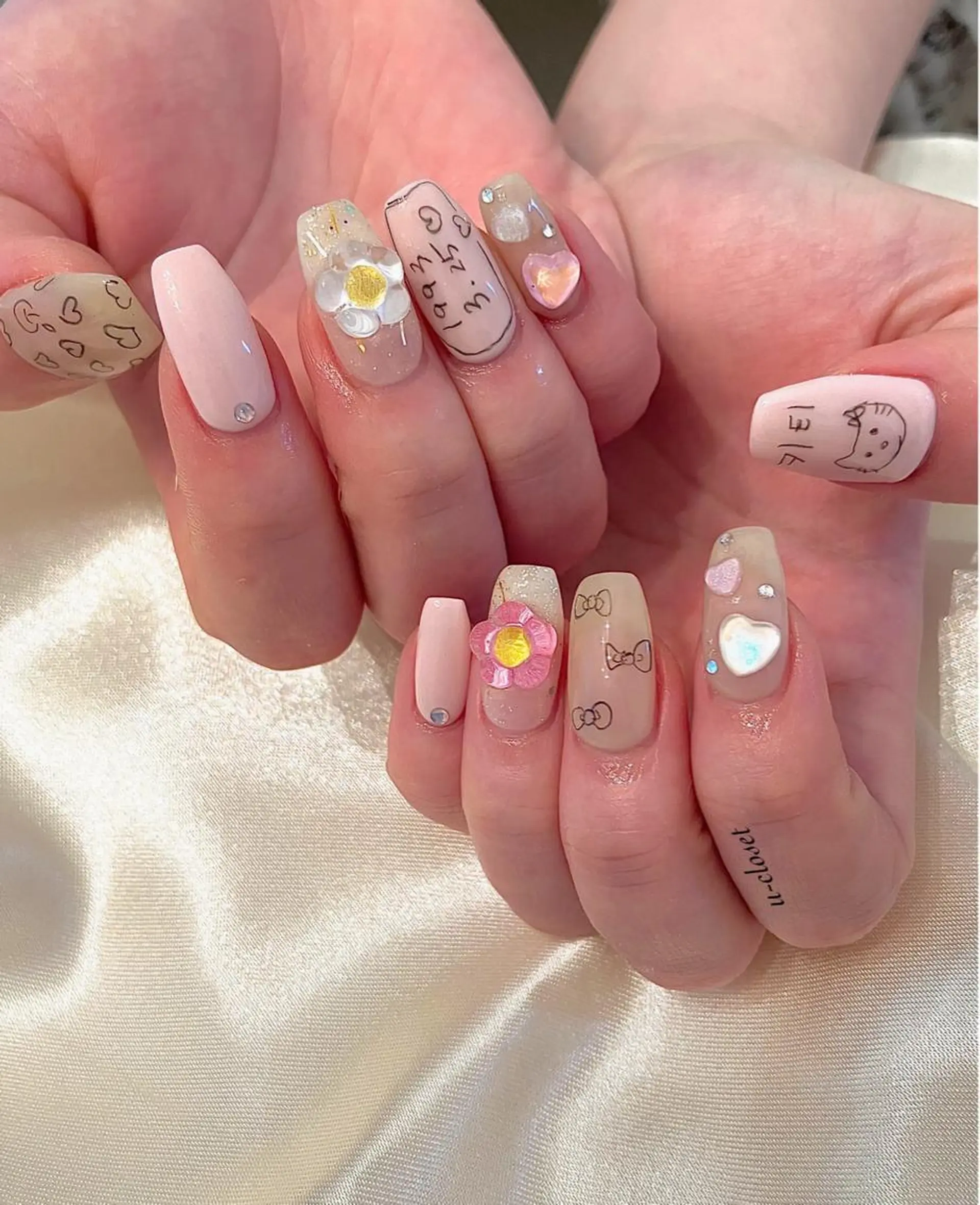 ネイル ハンドネイル u closetのネイルデザイン