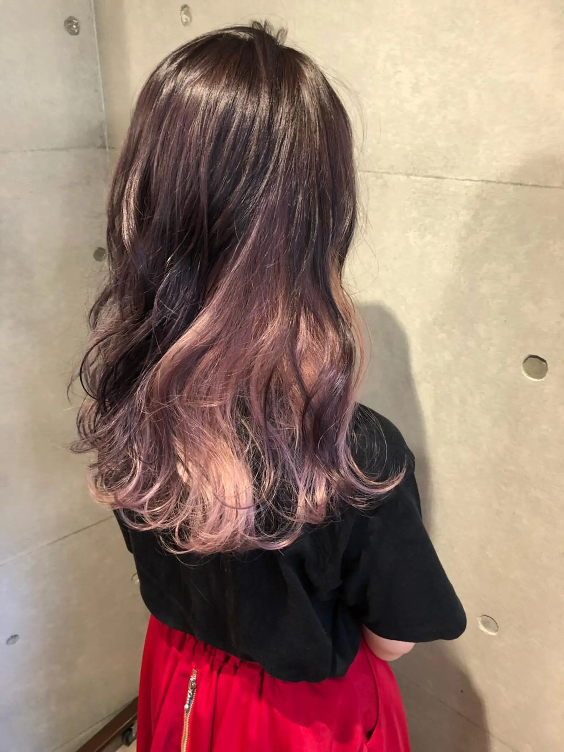 ロング カラー ラベンダーカラー トリートメント ヘッドスパ レイヤーカット× 髪質改善たもりのヘアスタイル
