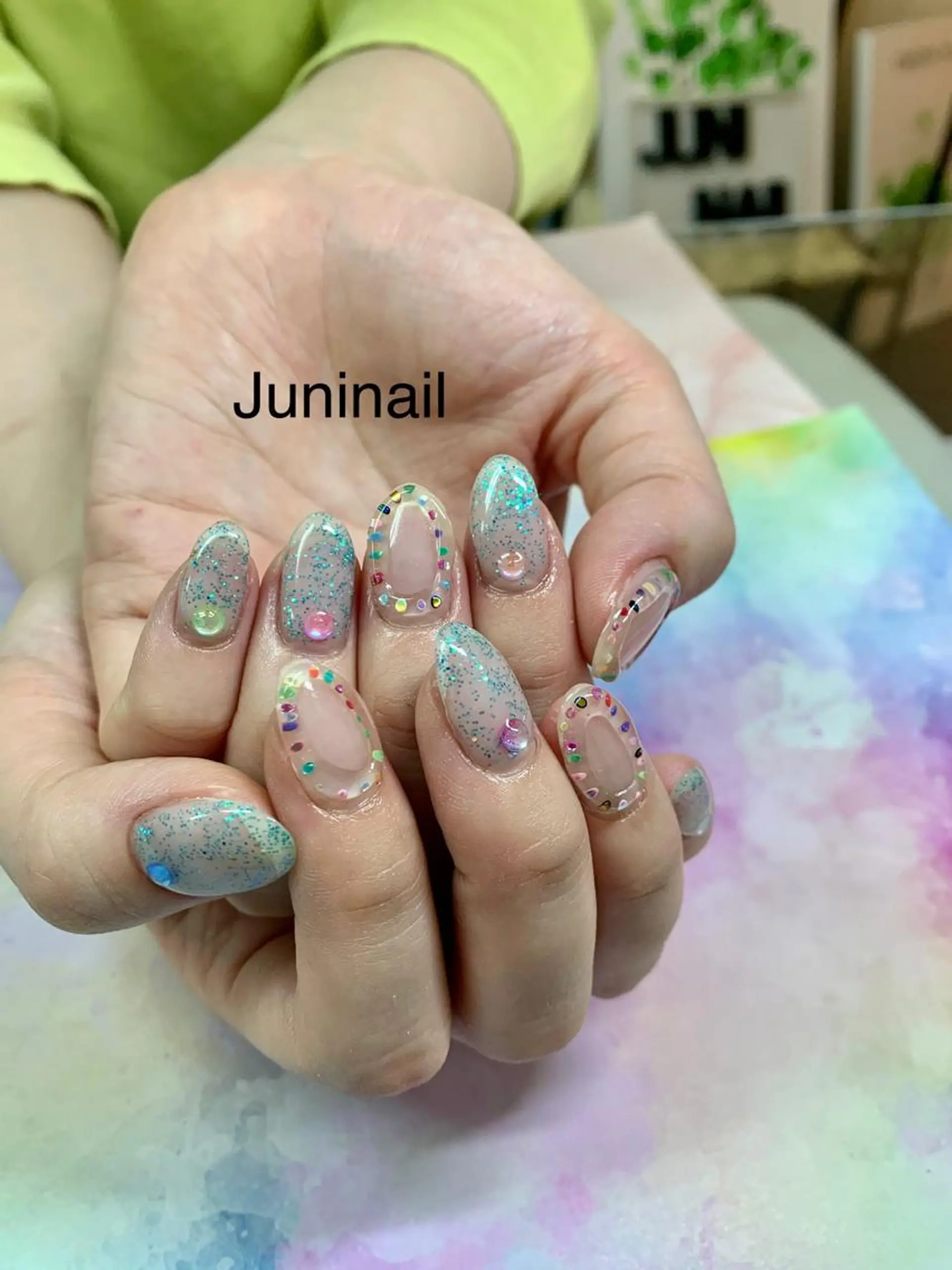 ネイル オーロラネイル クリアネイル フラッシュネイル フレンチネイル 氷ネイル・うるうるネイル ハンドネイル JuniNail韓国 ネイリストsuのネイルデザイン