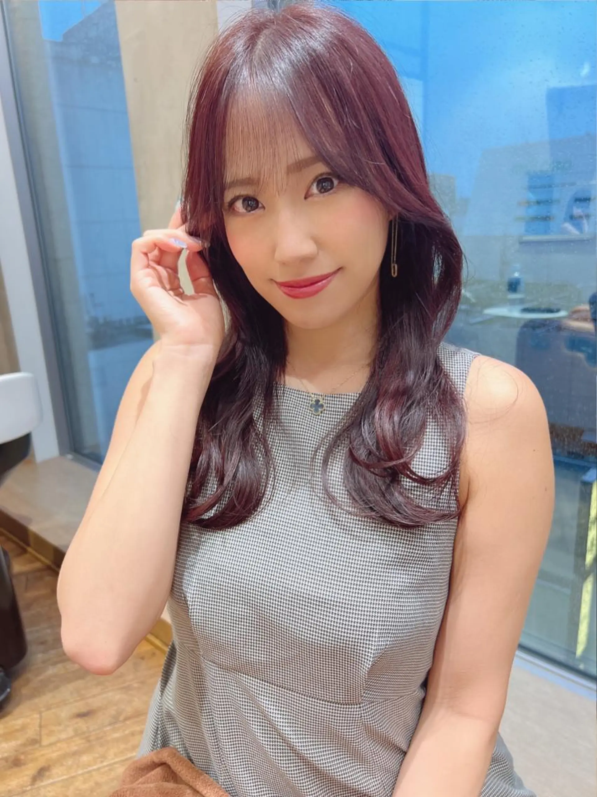 セミロング くびれヘア 髪質改善 縮毛矯正 カット ヘアカラー トリートメント 古川新太郎 くびれヘア小顔カットのヘアスタイル