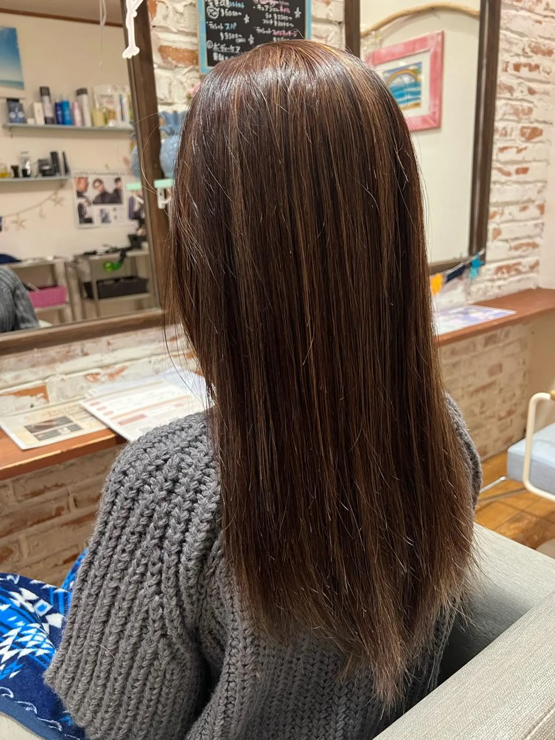 ロング ハイトーン/ ダブルカラー/透明感のヘアスタイル