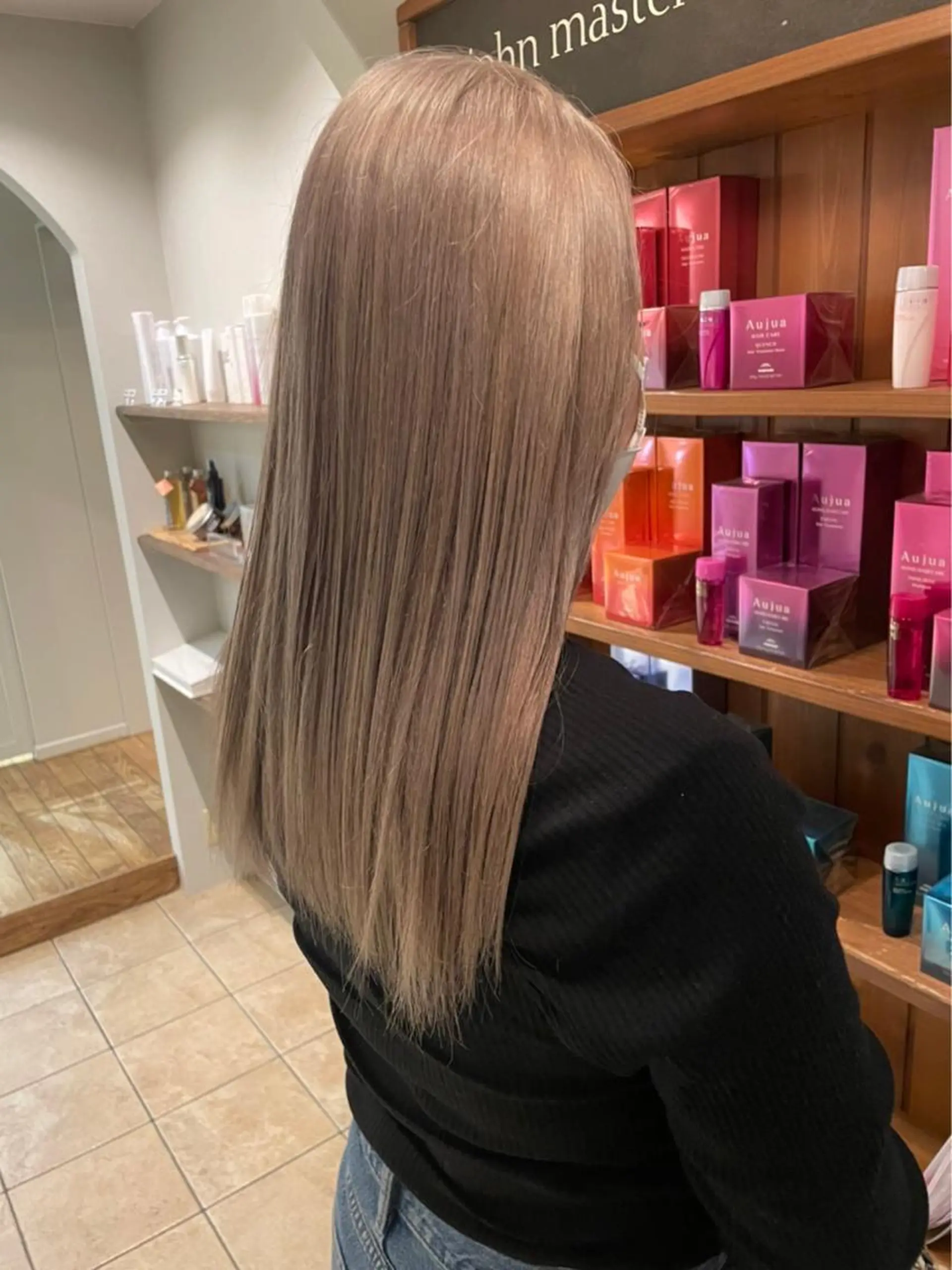 セミロング カラー カット ヘアカラー トリートメント tasty priv ate gardenのヘアスタイル