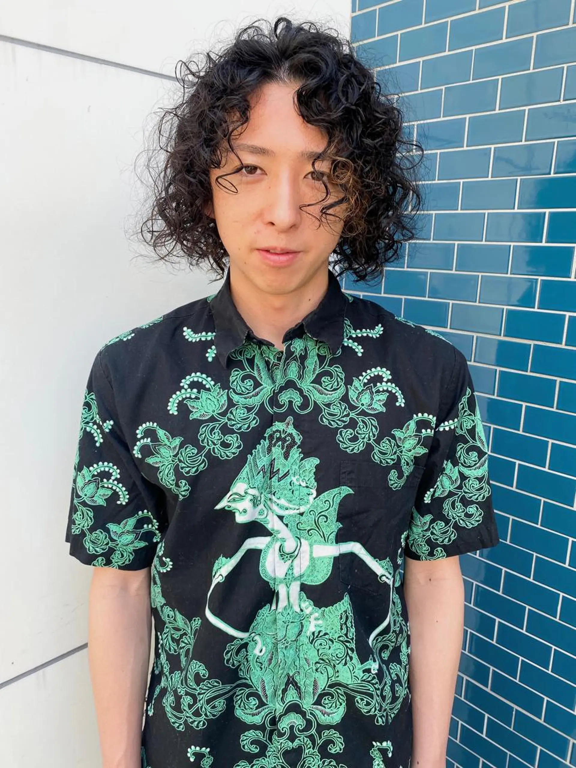 ミディアム カラー パーマ ヘアアレンジ メンズ キッズ ネイル マツエク・マツパ アイブロウ ミディアムパーマ メンズパーマ パーマスタイル🔅 sayacaのヘアスタイル