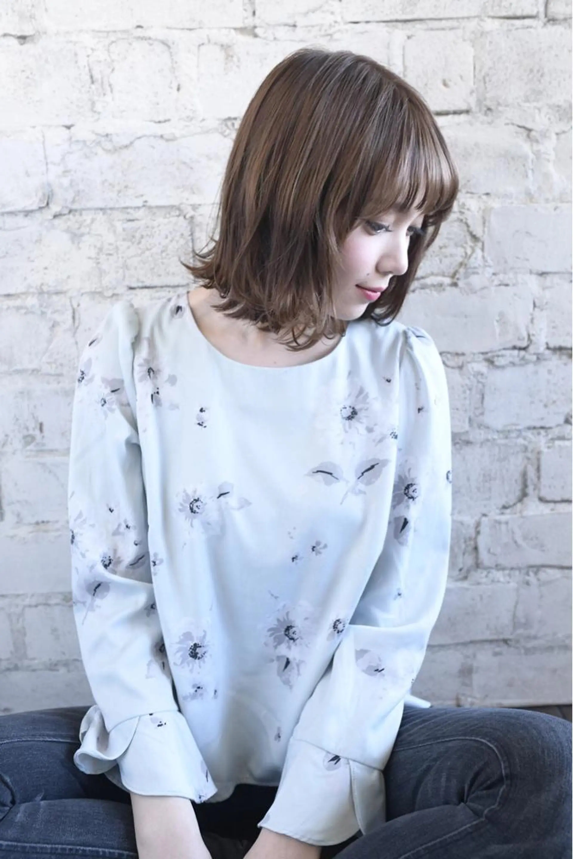 ミディアム KAMIGAMI所属・KAMIGAMI SAKAEのヘアスタイル