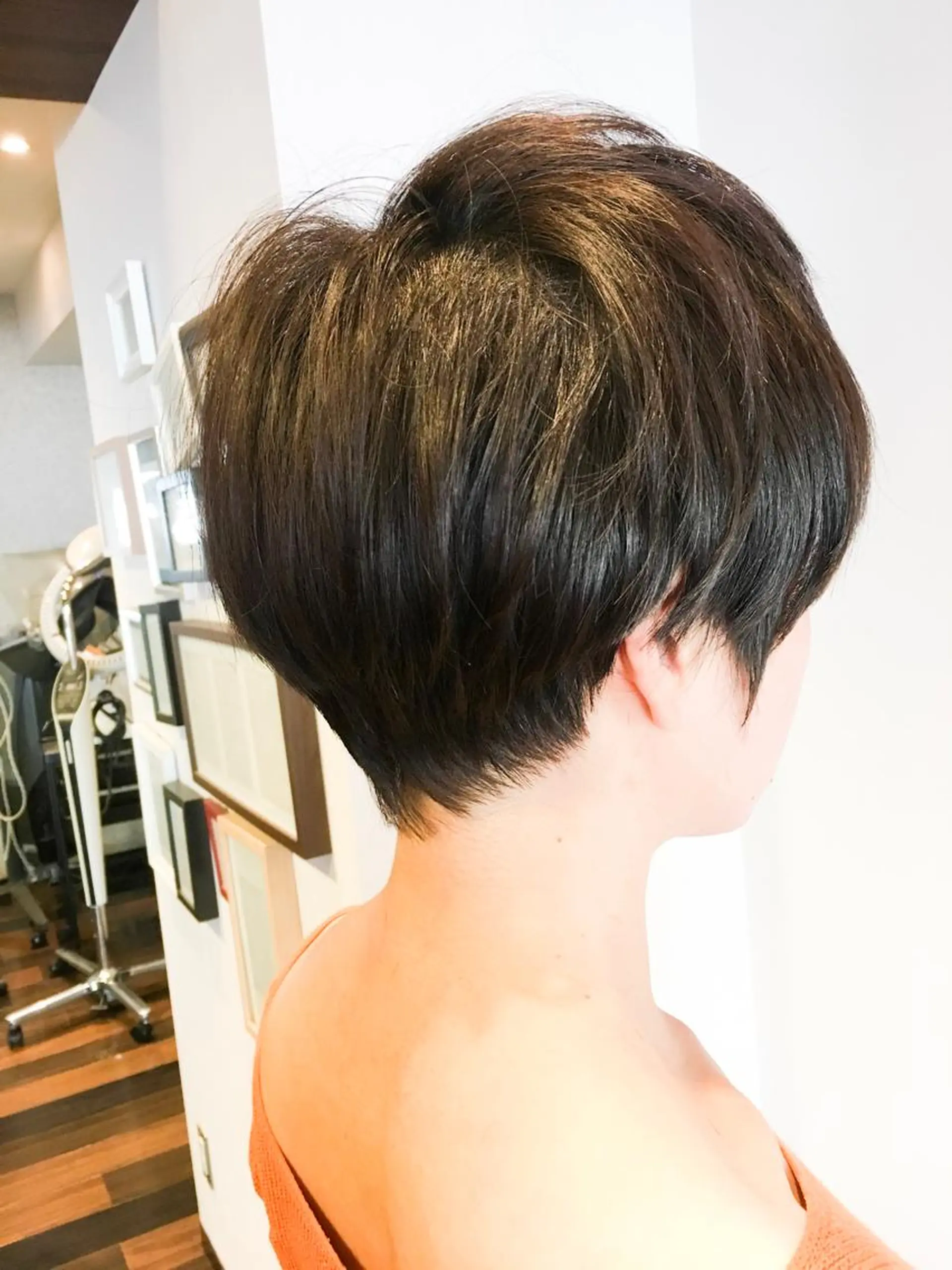 ショート ベリーショート ショートヘア シノハラ ガクト ショート/白髪ぼかしのヘアスタイル
