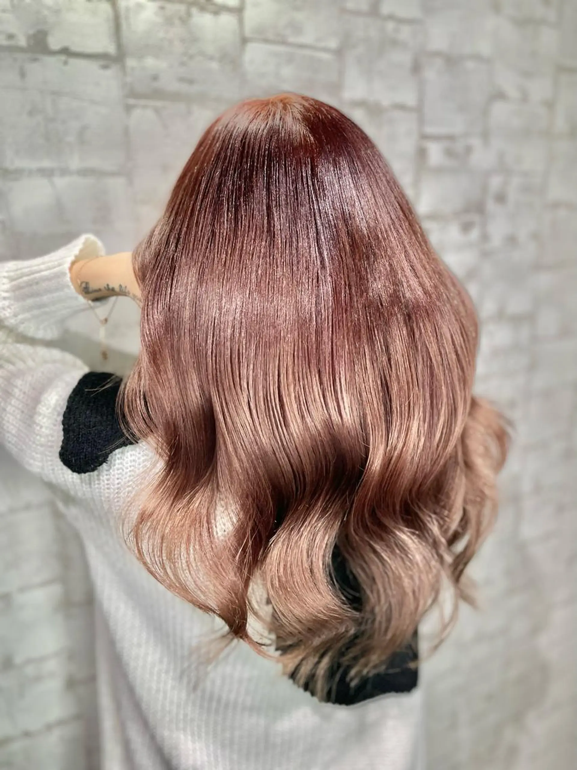 セミロング カラー ブリーチ 透明感カラー デート BOOTH share saron所属・今井 勝也のヘアスタイル