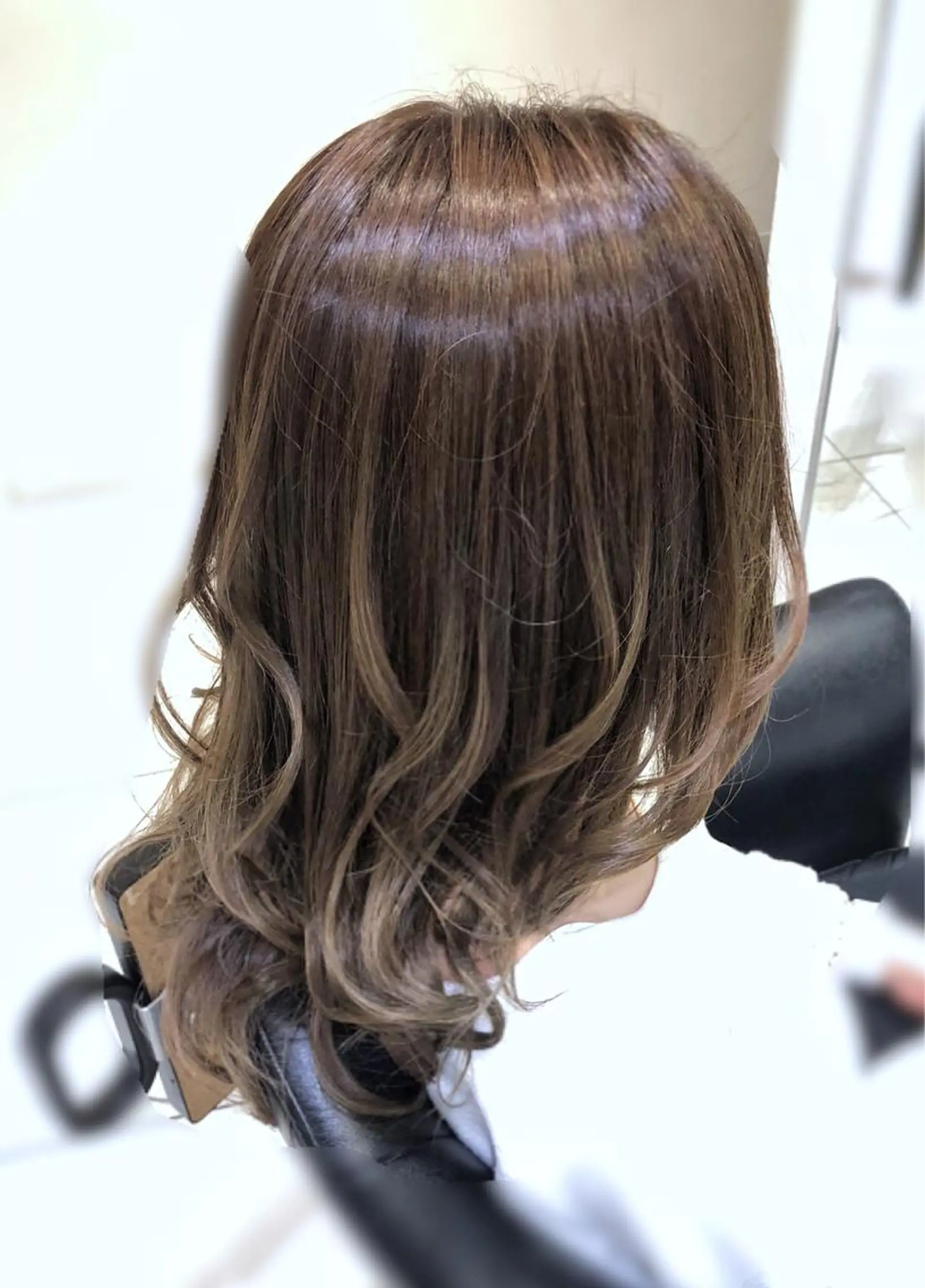 ロング カラー グラデーションカラー グレージュ ハイライトカラー ハイライト カット ヘアカラー トリートメント ✨髪質改善✨ 田西　基彦のヘアスタイル
